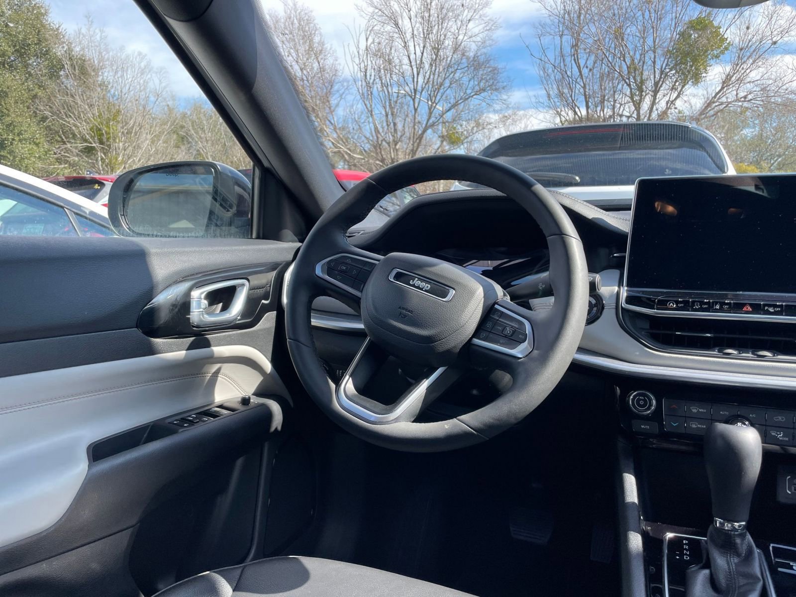 Thumbnail: 2025 Jeep Compass - 34