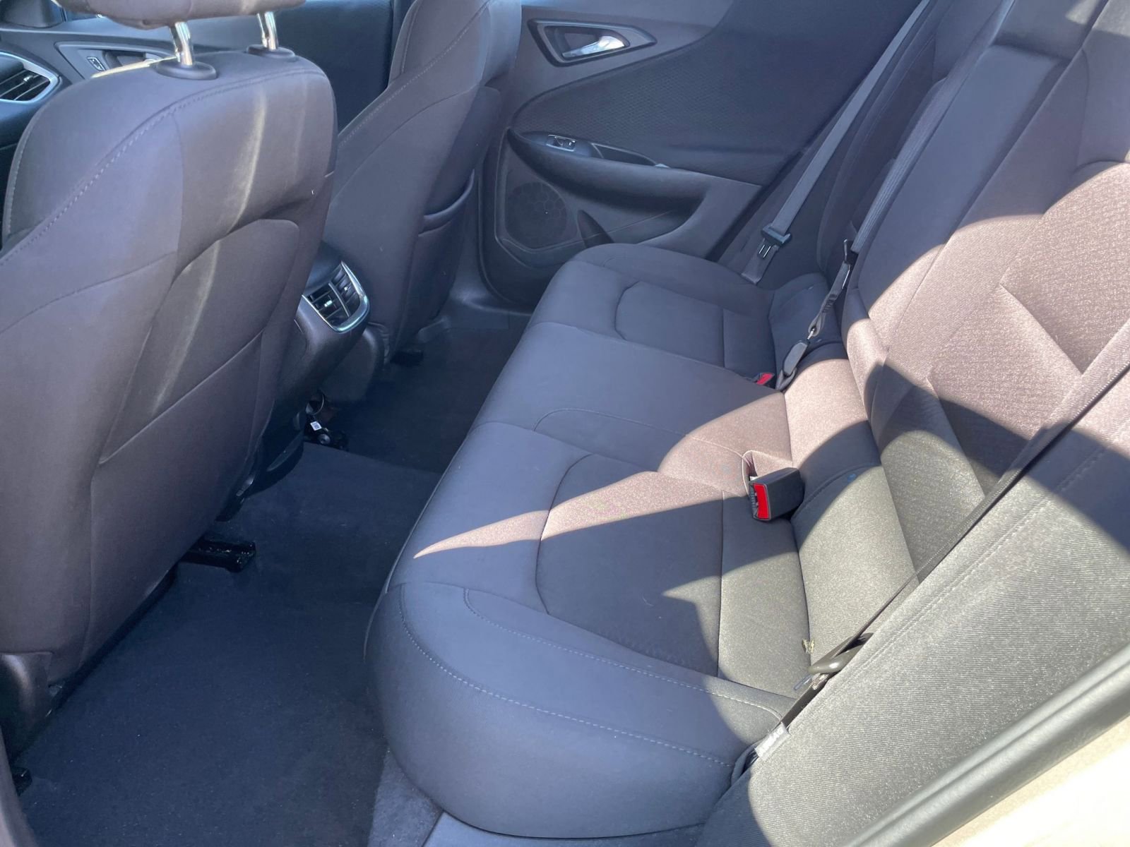 Thumbnail: 2023 Chevrolet Malibu - 27