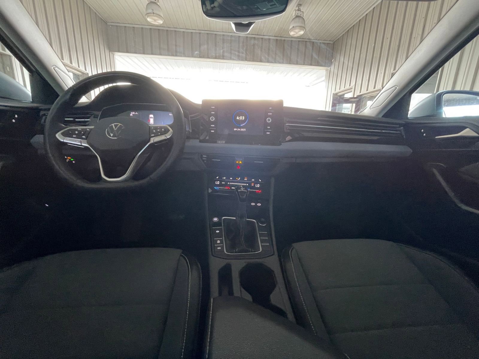 Thumbnail: 2025 Volkswagen Jetta - 30