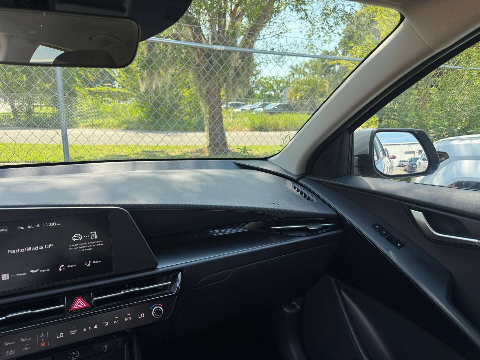 Thumbnail: 2026 Kia Niro - 33