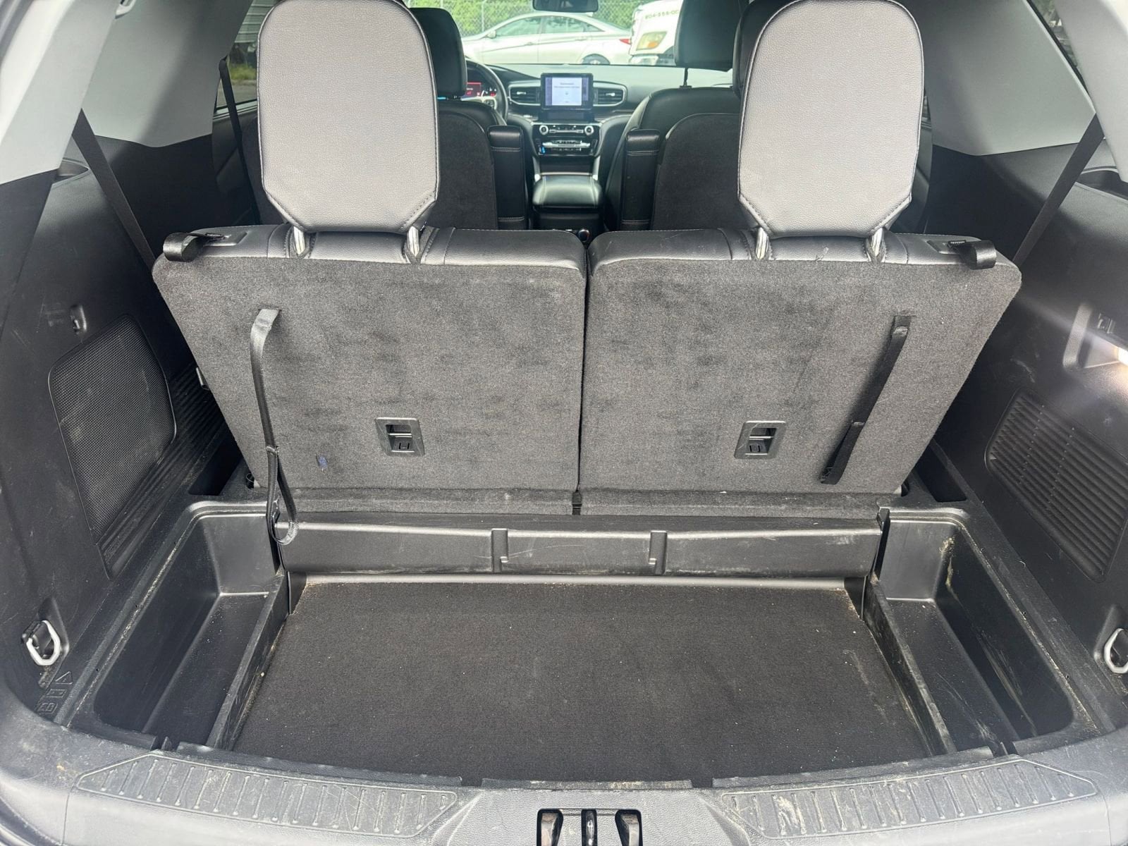 Thumbnail: 2023 Ford Explorer - 30