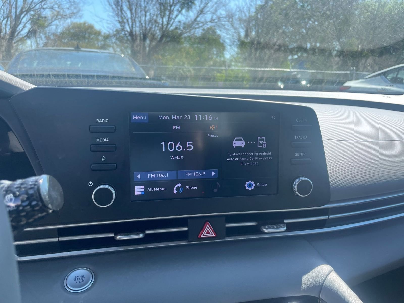 Thumbnail: 2023 Hyundai Elantra - 20