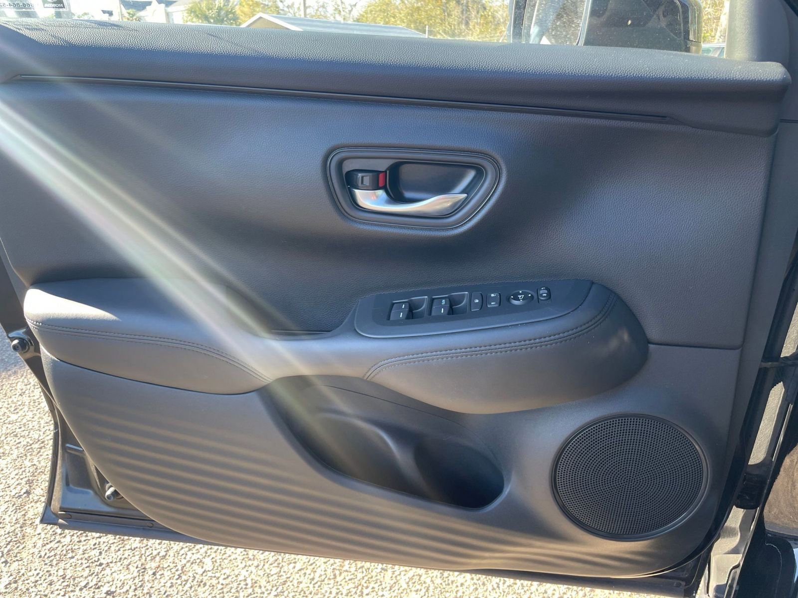 Thumbnail: 2025 Honda HR-V - 18