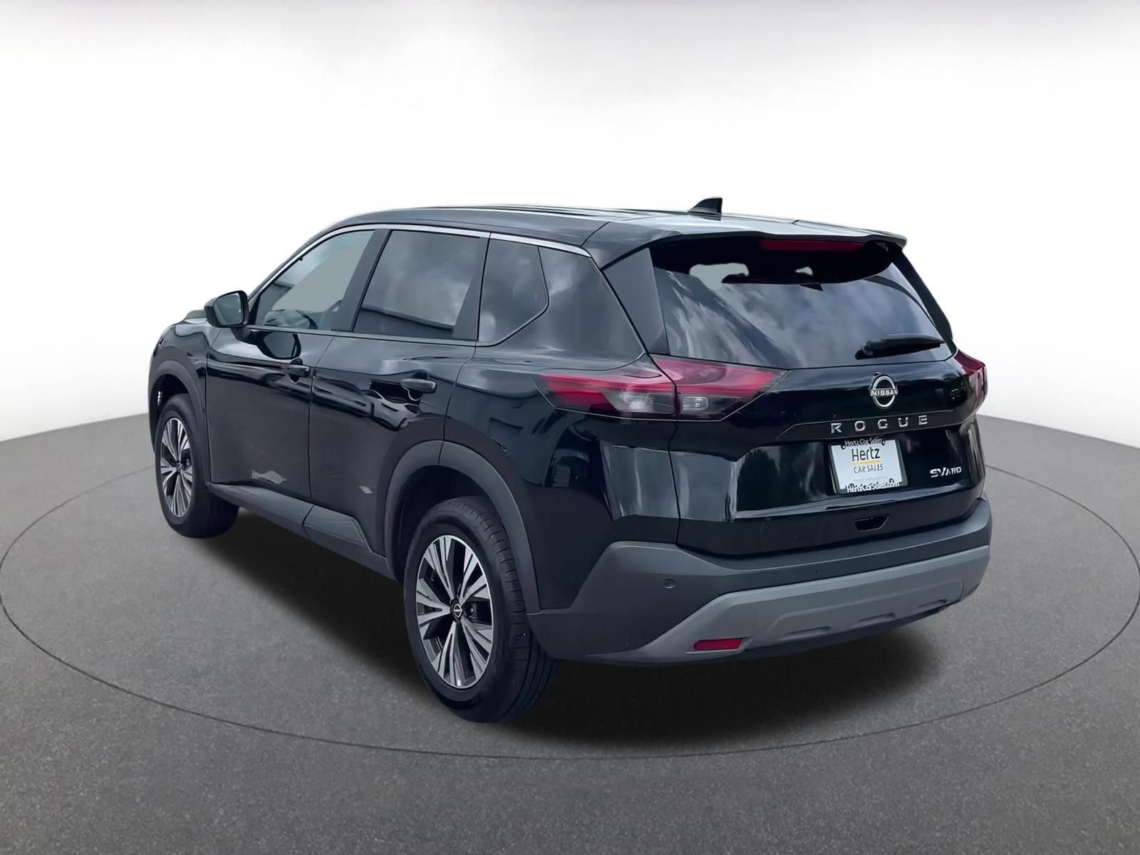 Thumbnail: 2023 Nissan Rogue - 10