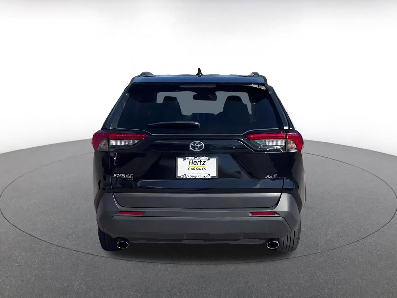 Thumbnail: 2025 Toyota RAV4 - 11