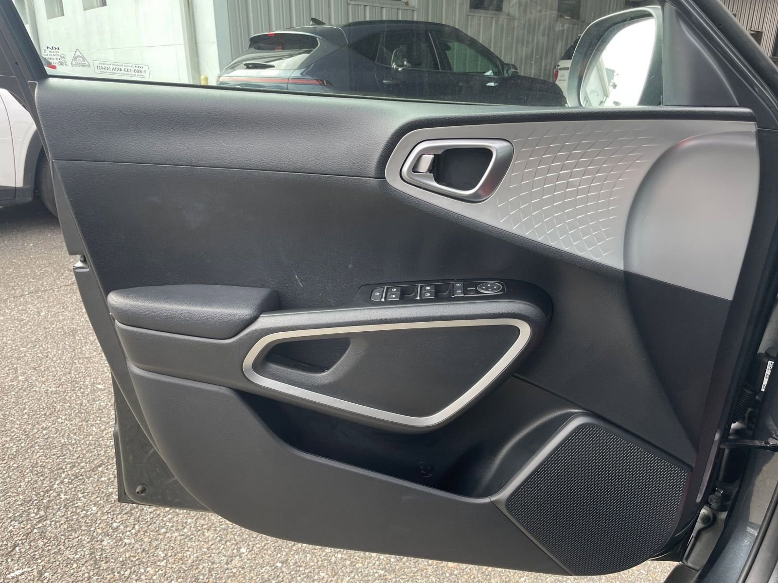 Thumbnail: 2025 Kia Soul - 18