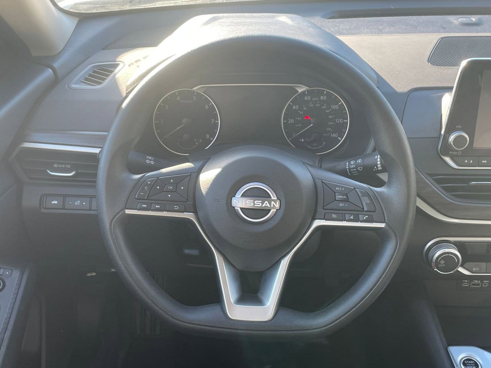 Thumbnail: 2025 Nissan Altima - 27