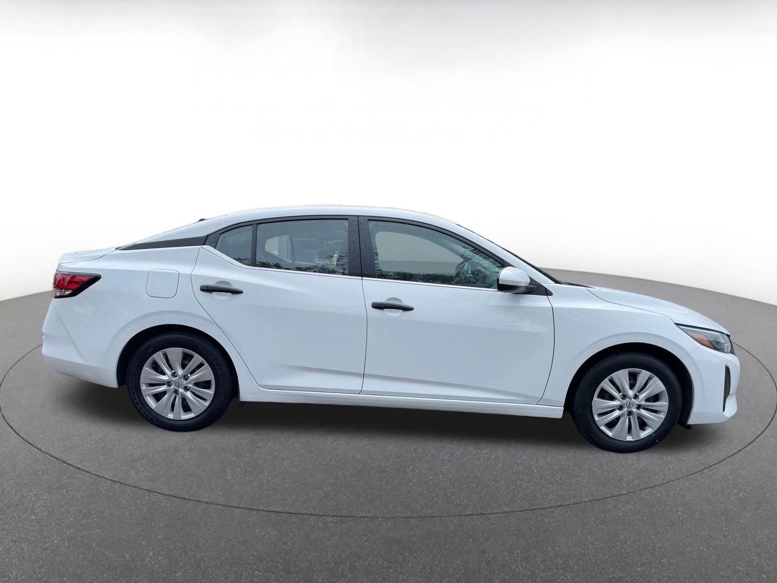 Thumbnail: 2025 Nissan Sentra - 15