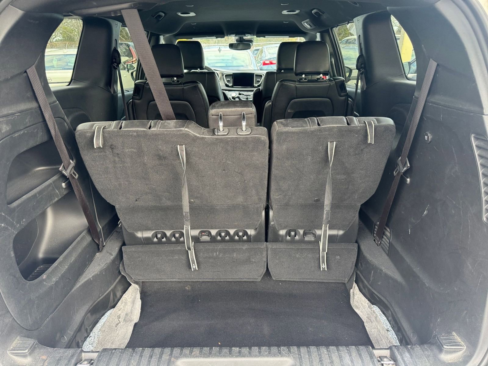 Thumbnail: 2025 Chrysler Pacifica - 33