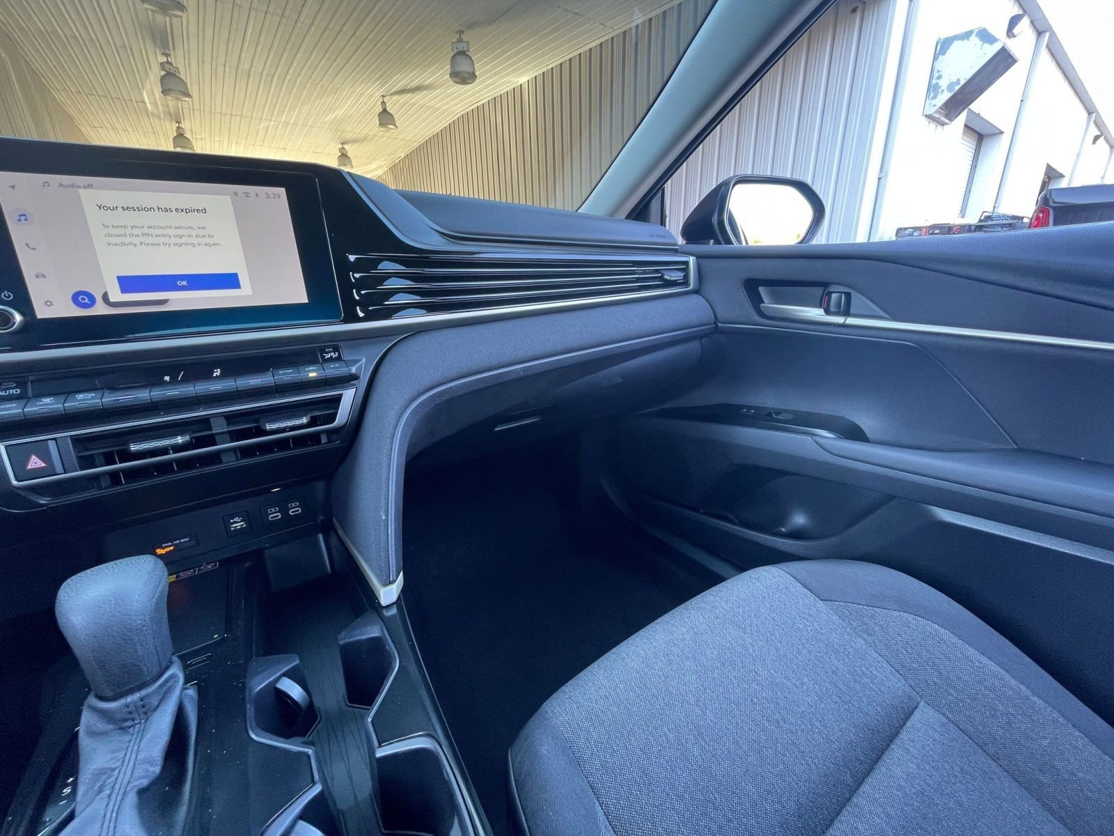 Thumbnail: 2025 Toyota Camry - 33