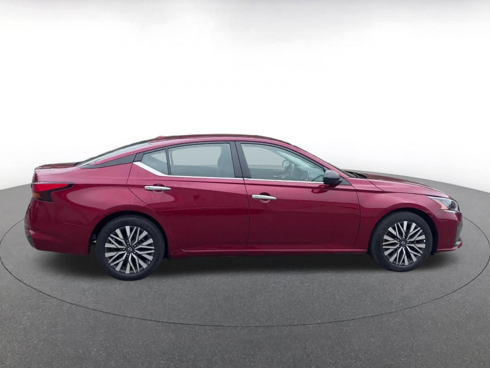 Thumbnail: 2025 Nissan Altima - 16