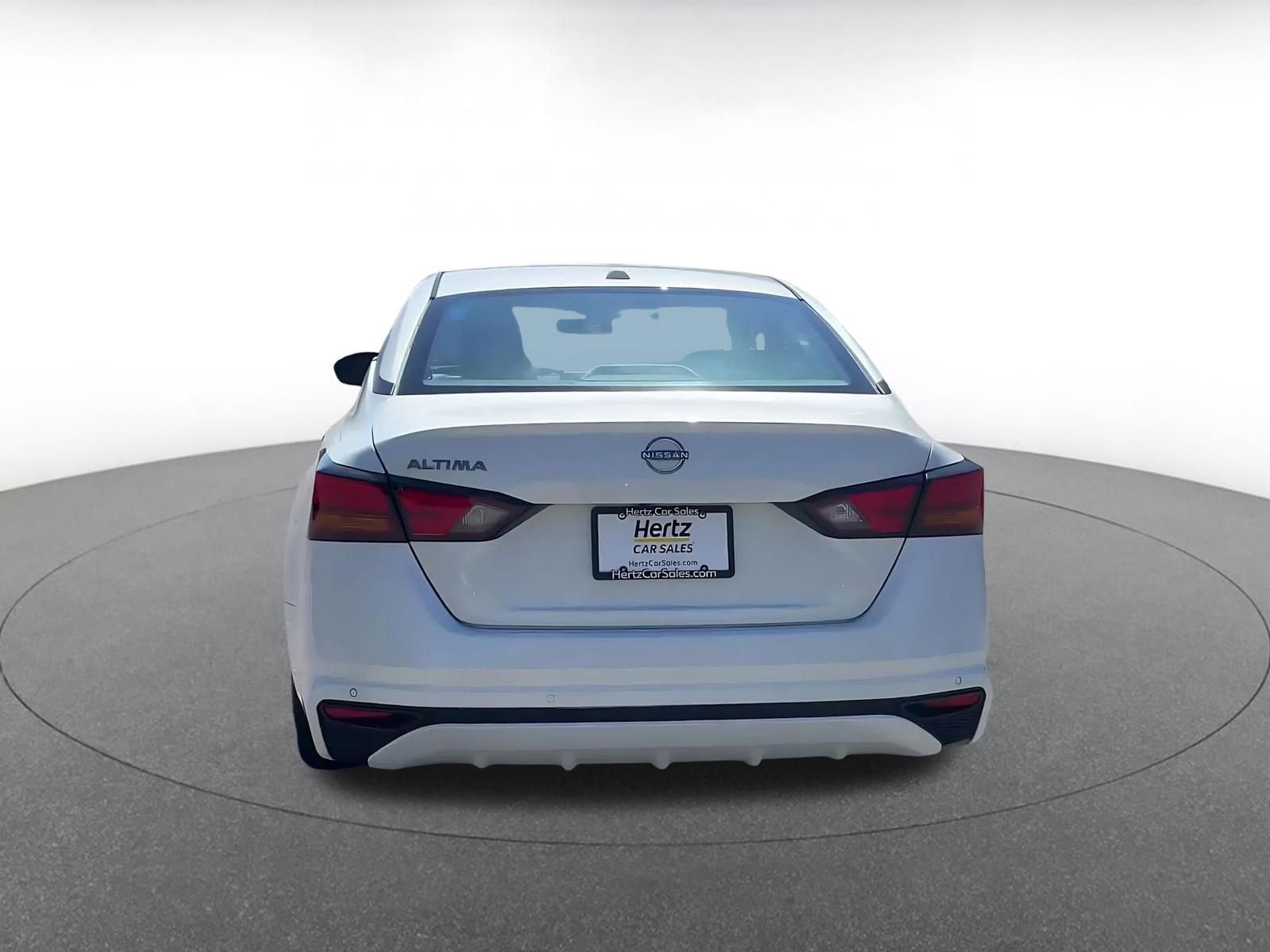 Thumbnail: 2025 Nissan Altima - 10