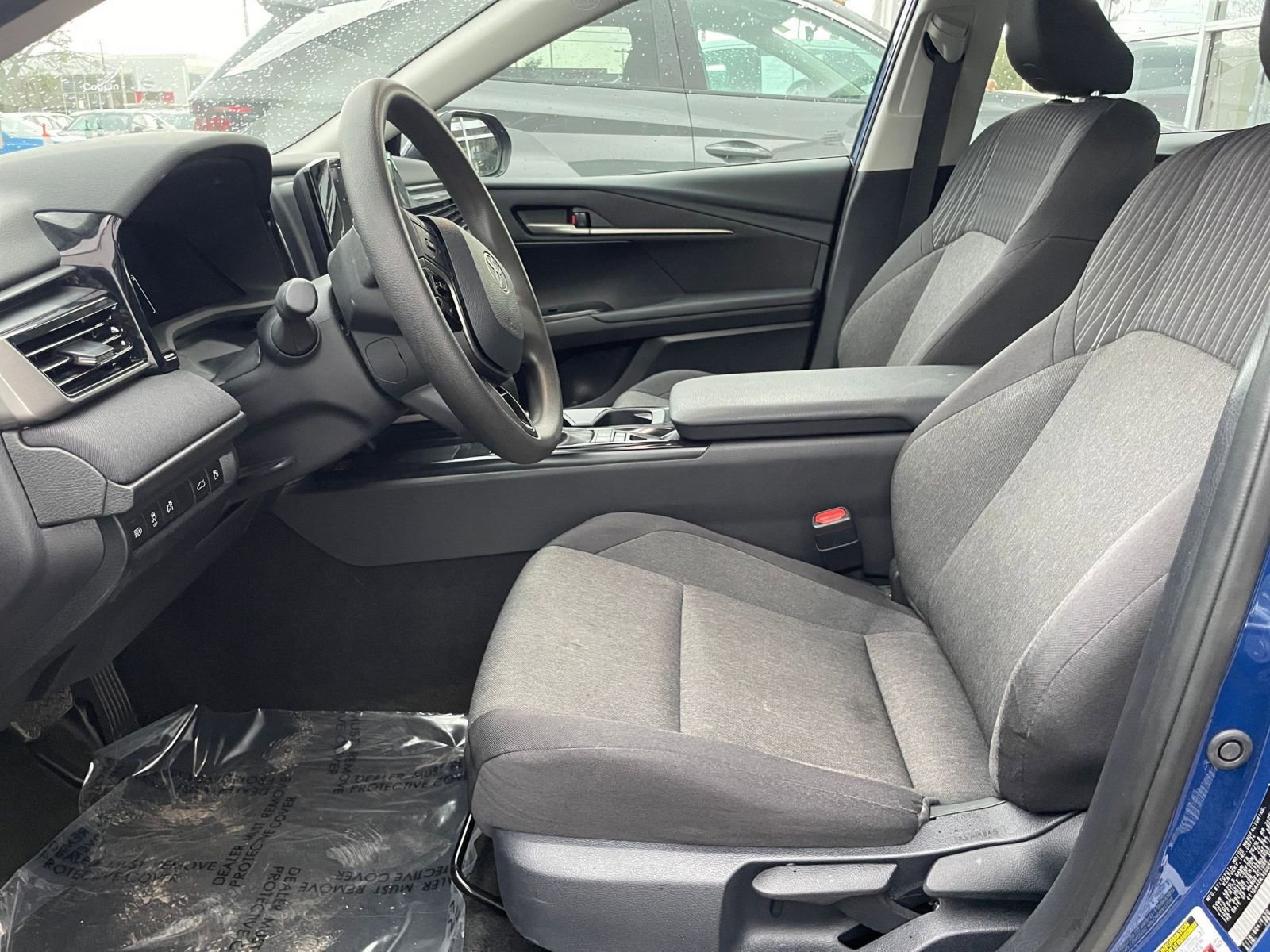 Thumbnail: 2025 Toyota Camry - 25