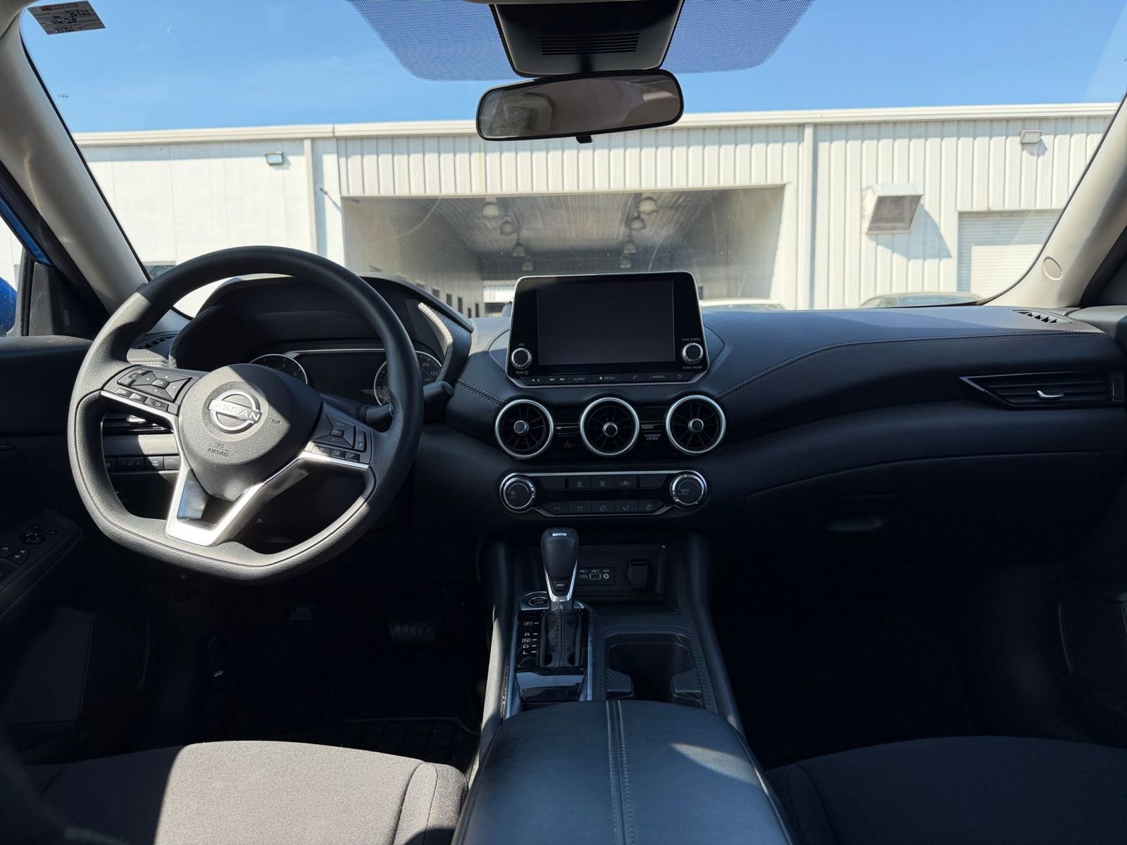 Thumbnail: 2025 Nissan Sentra - 31