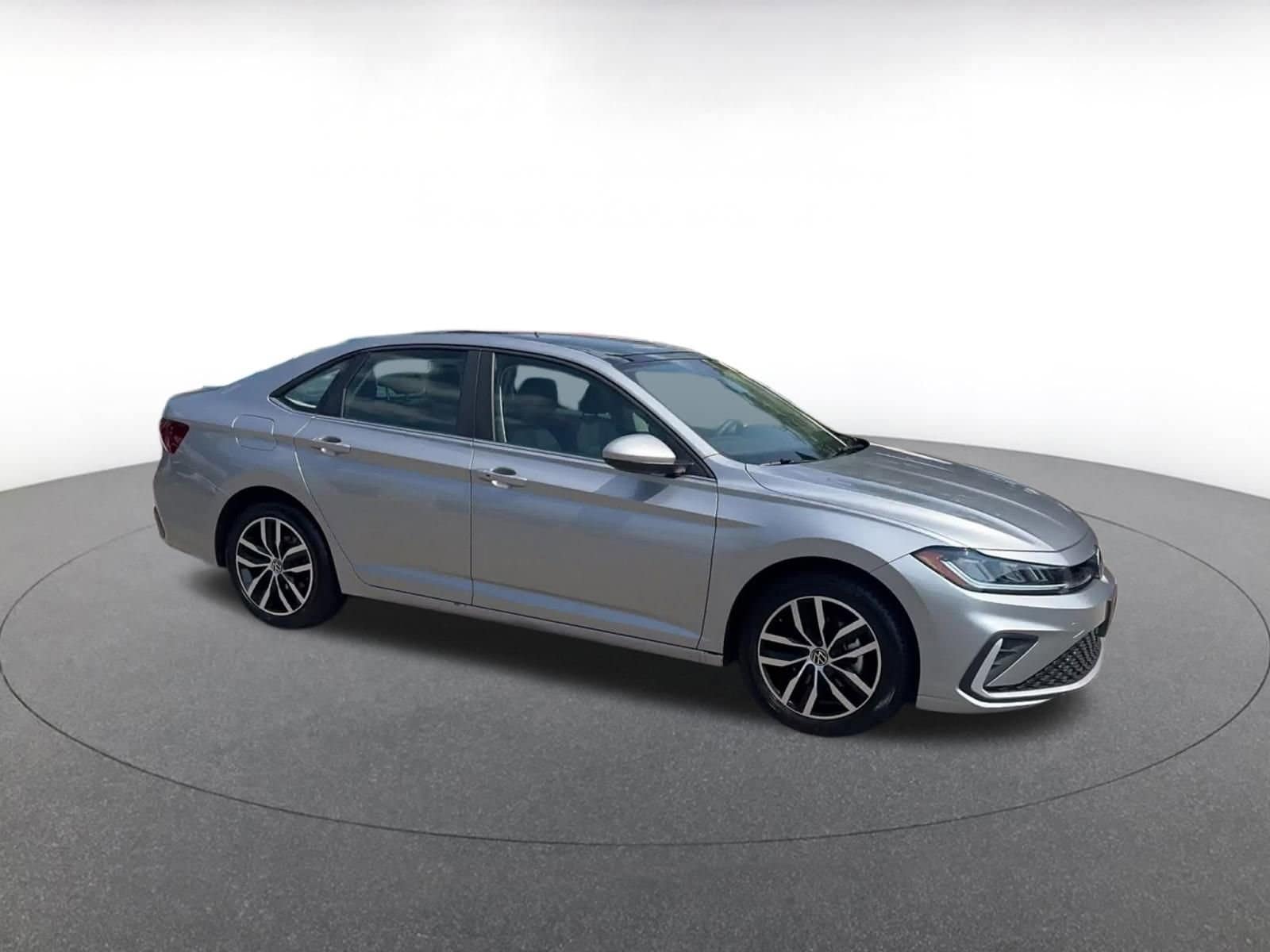 Thumbnail: 2025 Volkswagen Jetta - 1