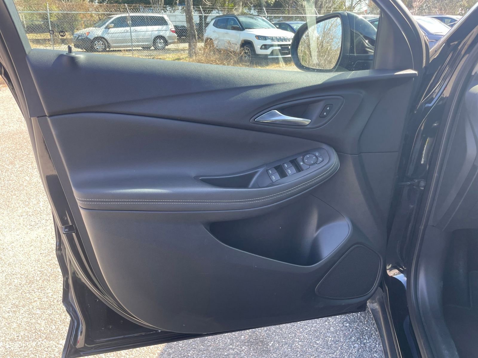 Thumbnail: 2025 Buick Encore GX - 18