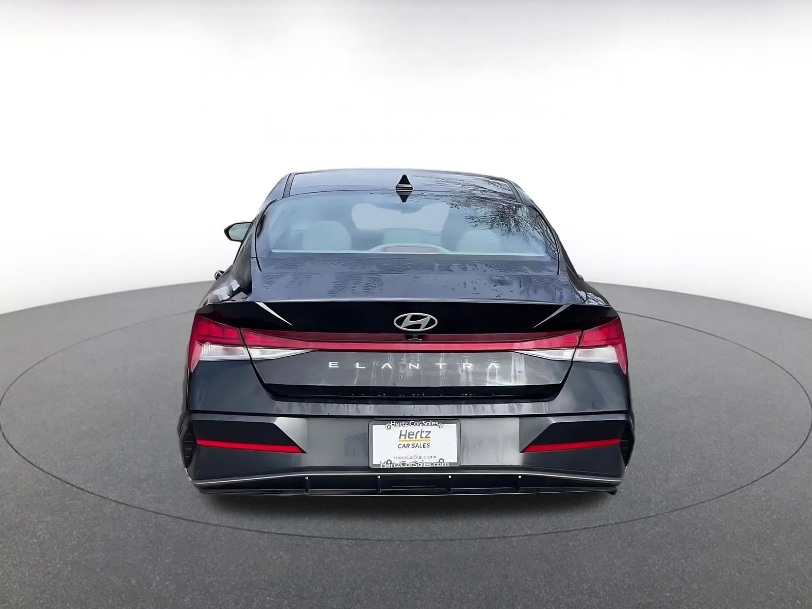 Thumbnail: 2025 Hyundai Elantra - 11