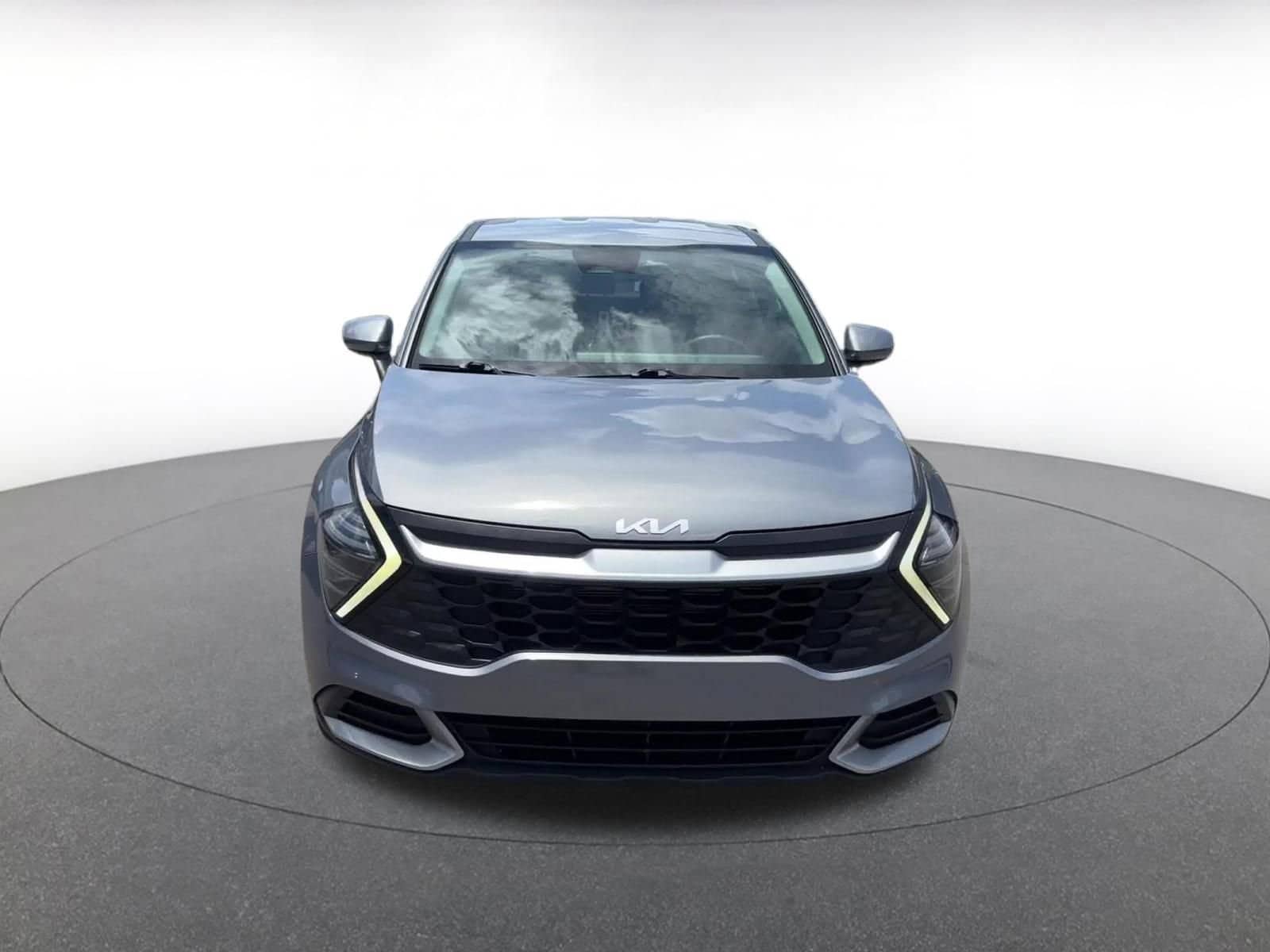 Thumbnail: 2025 Kia Sportage - 3