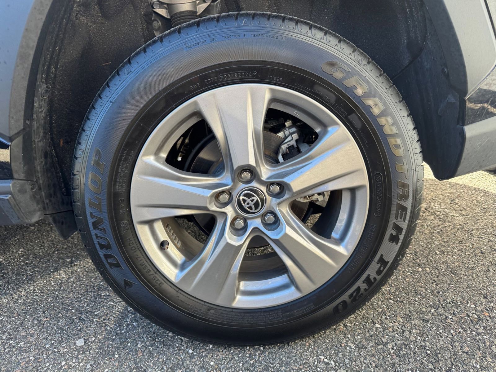 Thumbnail: 2025 Toyota RAV4 - 30