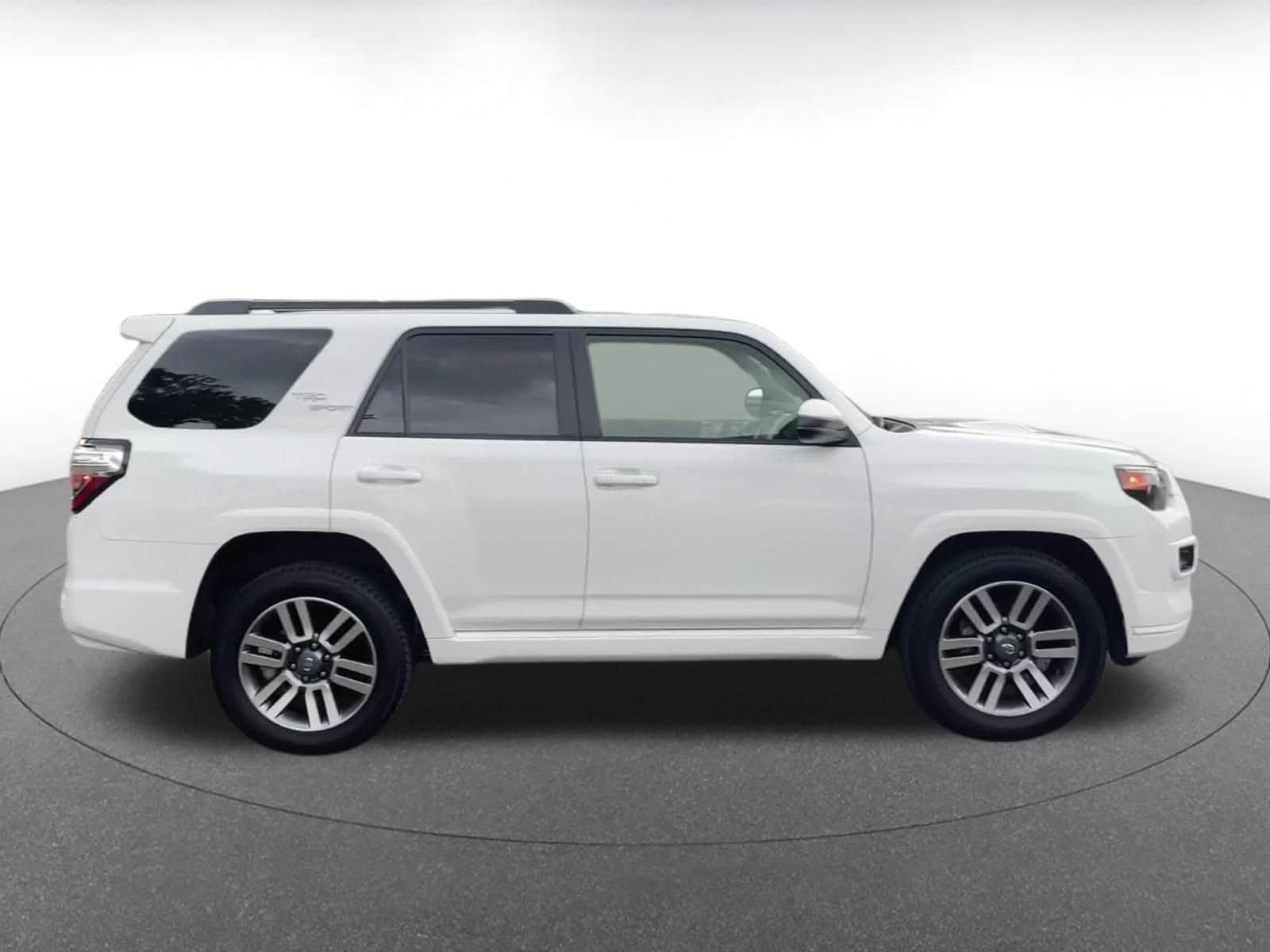 Thumbnail: 2024 Toyota 4Runner - 13
