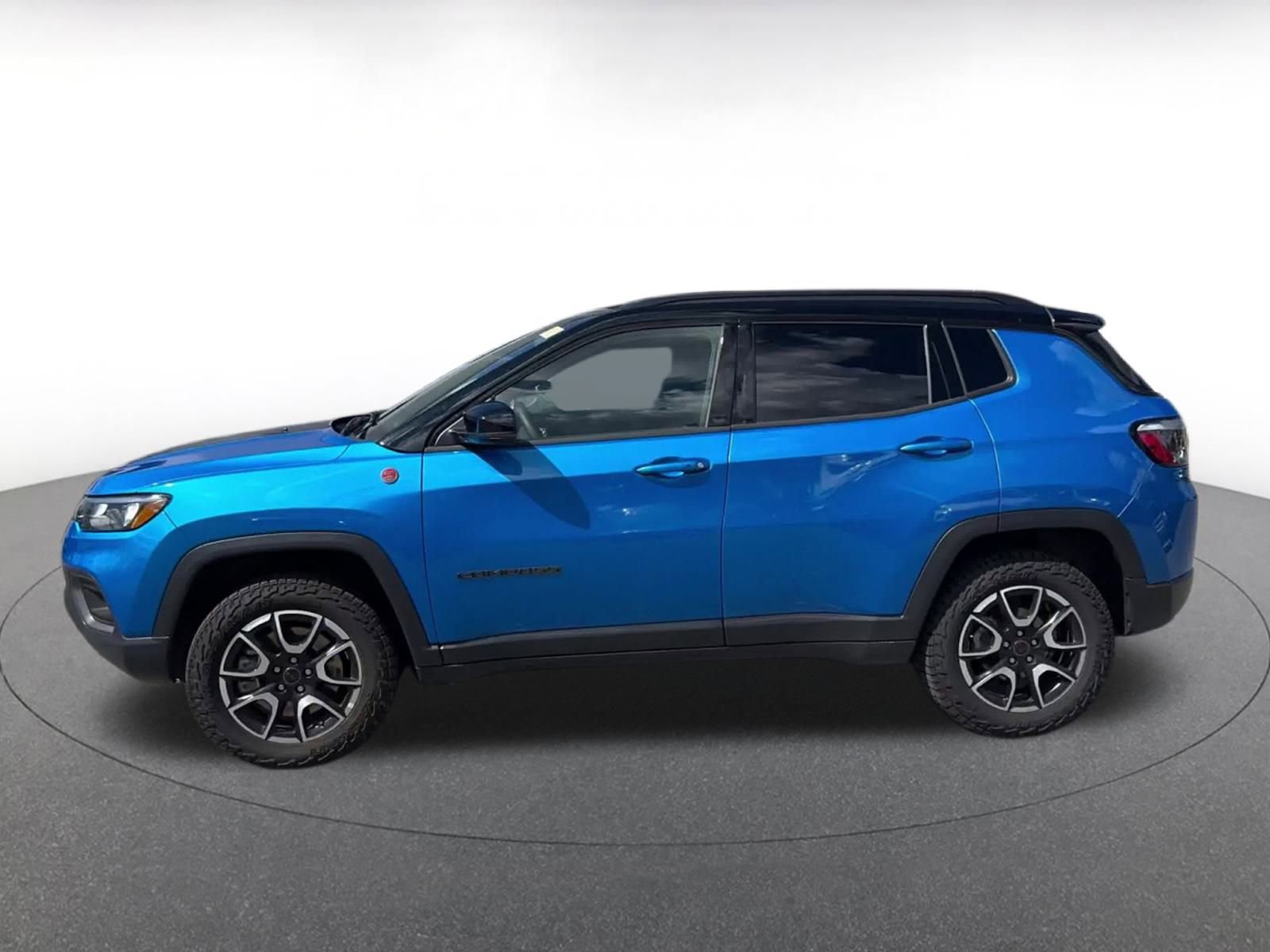 Thumbnail: 2025 Jeep Compass - 8