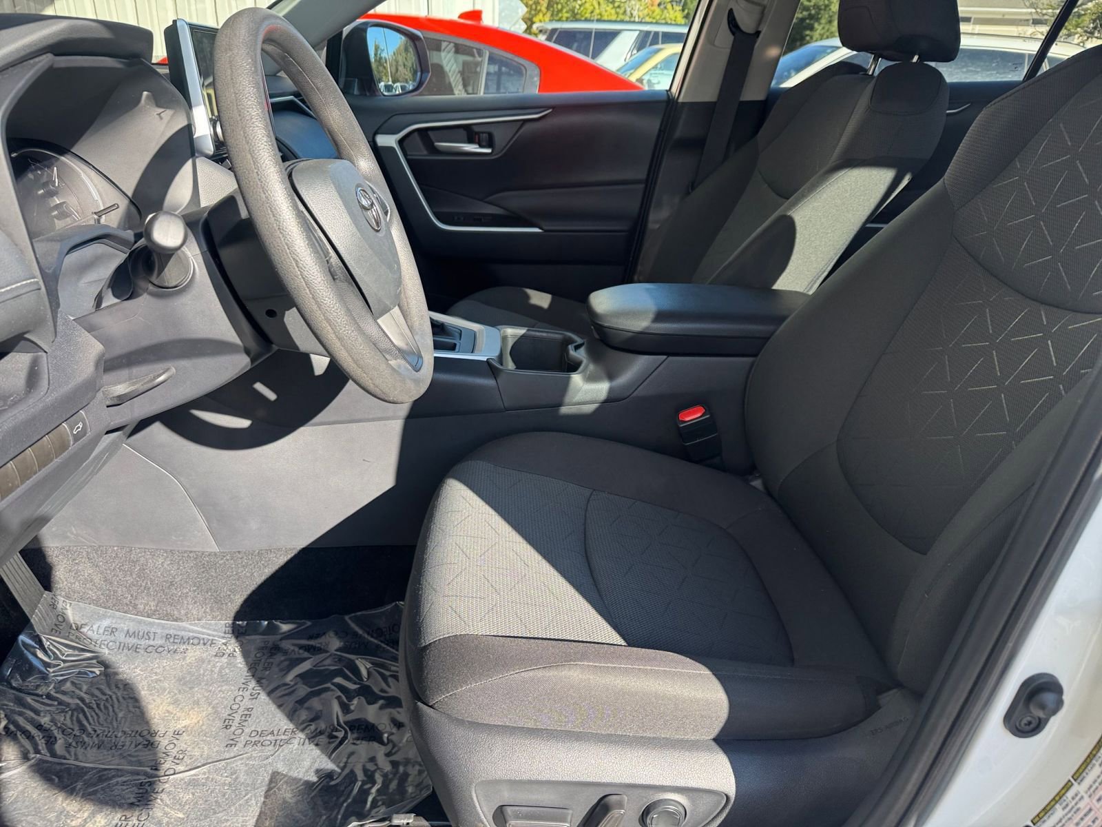 Thumbnail: 2025 Toyota RAV4 - 24