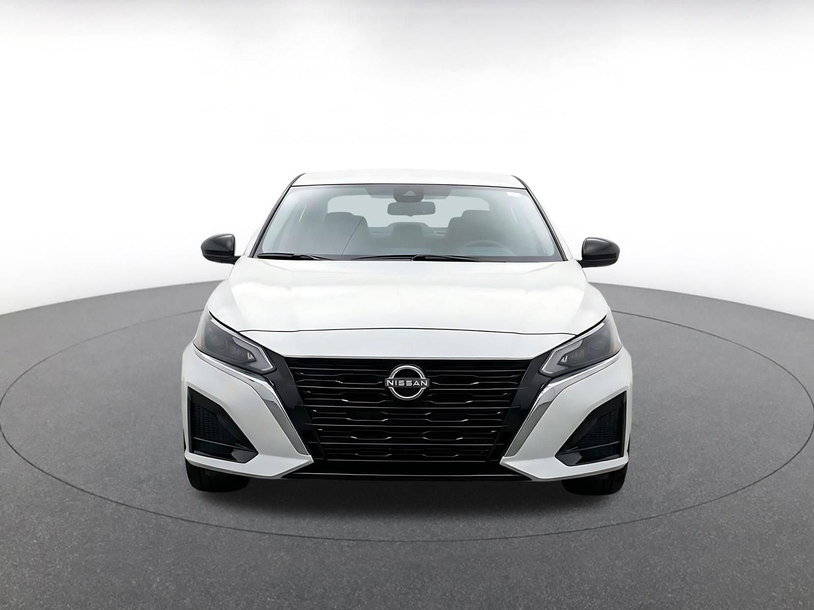 Thumbnail: 2025 Nissan Altima - 2