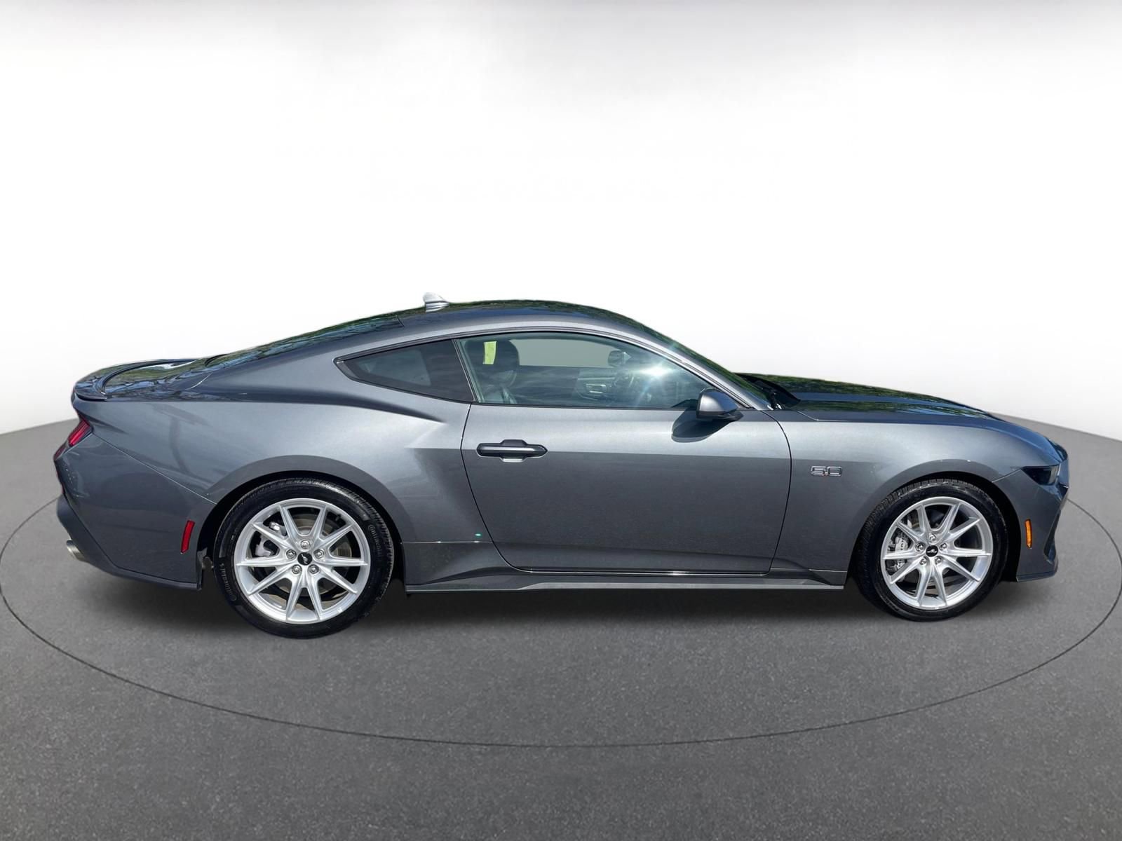 Thumbnail: 2025 Ford Mustang - 15