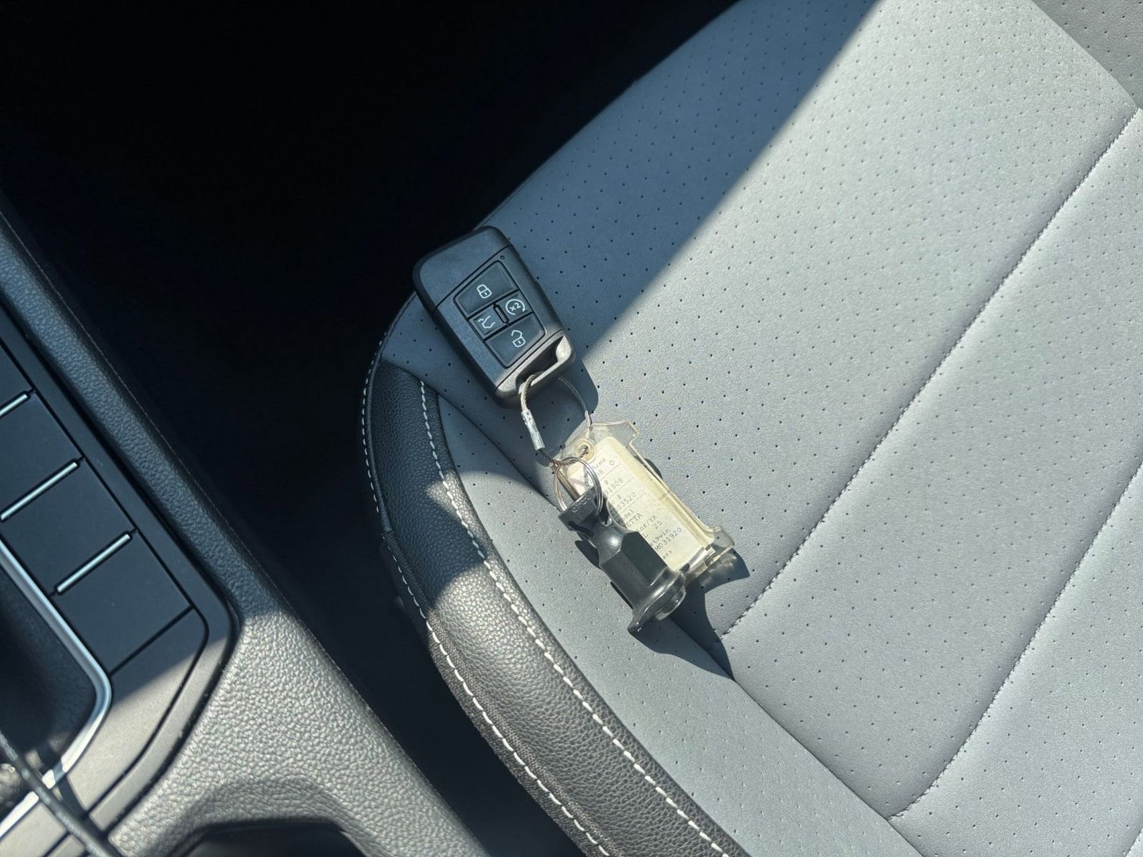 Thumbnail: 2025 Volkswagen Jetta - 22