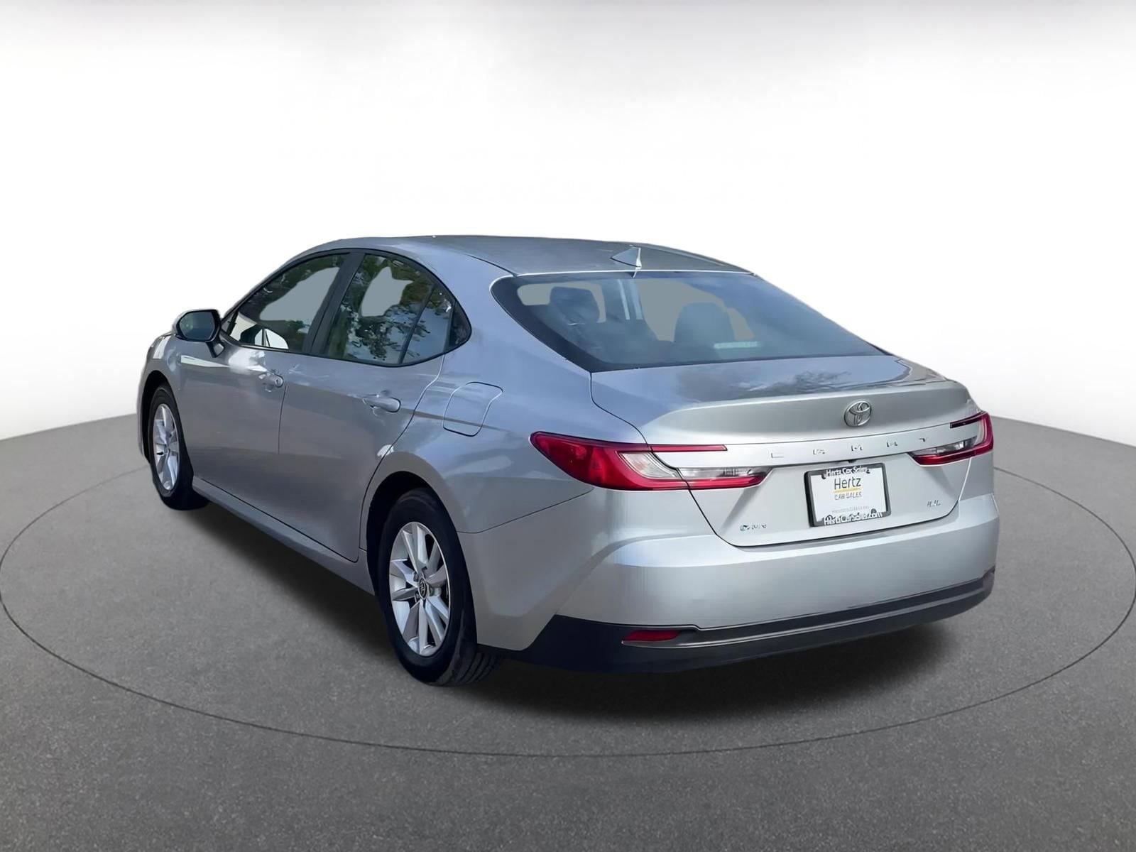 Thumbnail: 2025 Toyota Camry - 10