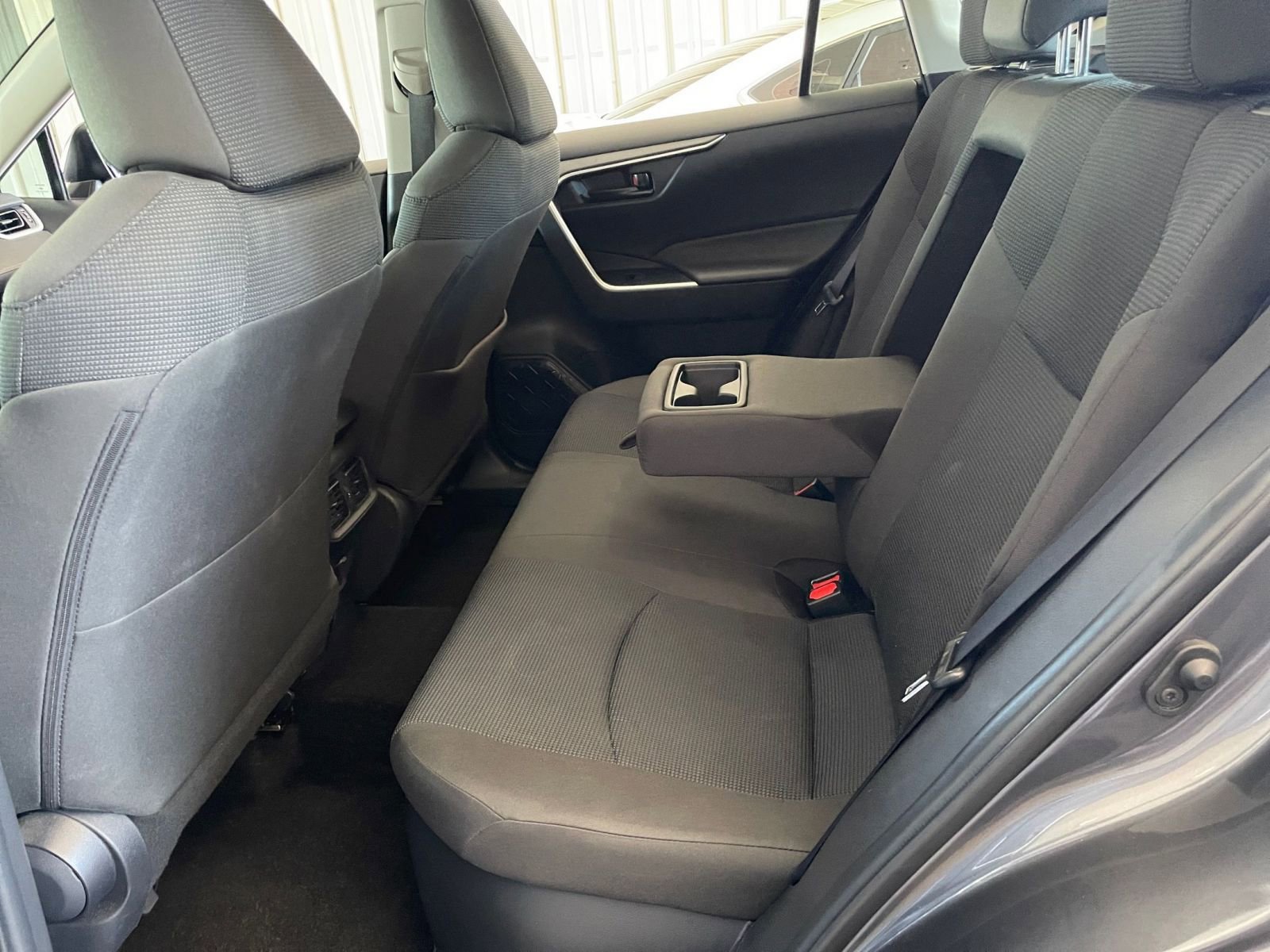 Thumbnail: 2025 Toyota RAV4 - 23