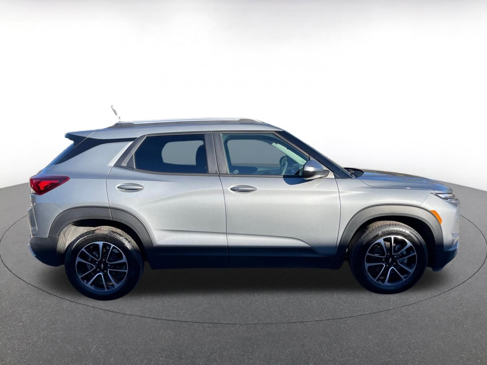 Thumbnail: 2025 Chevrolet TrailBlazer - 15