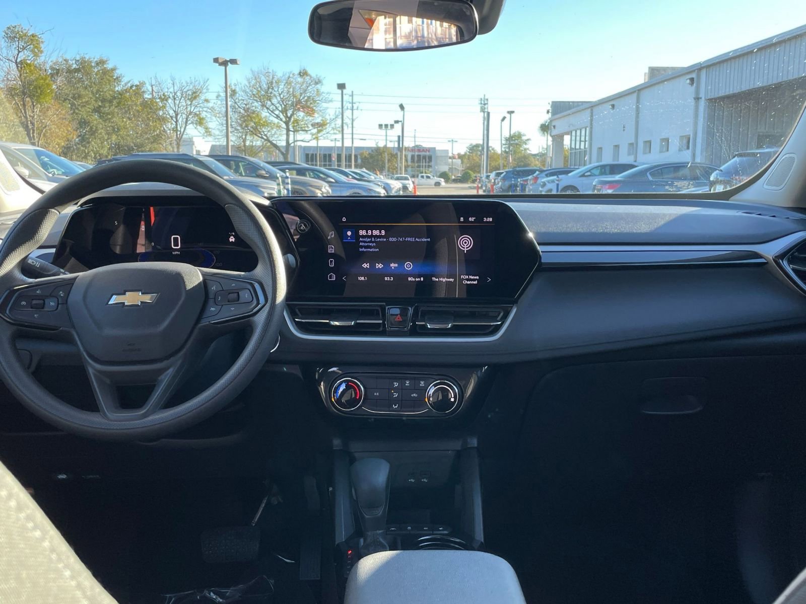 Thumbnail: 2025 Chevrolet TrailBlazer - 18