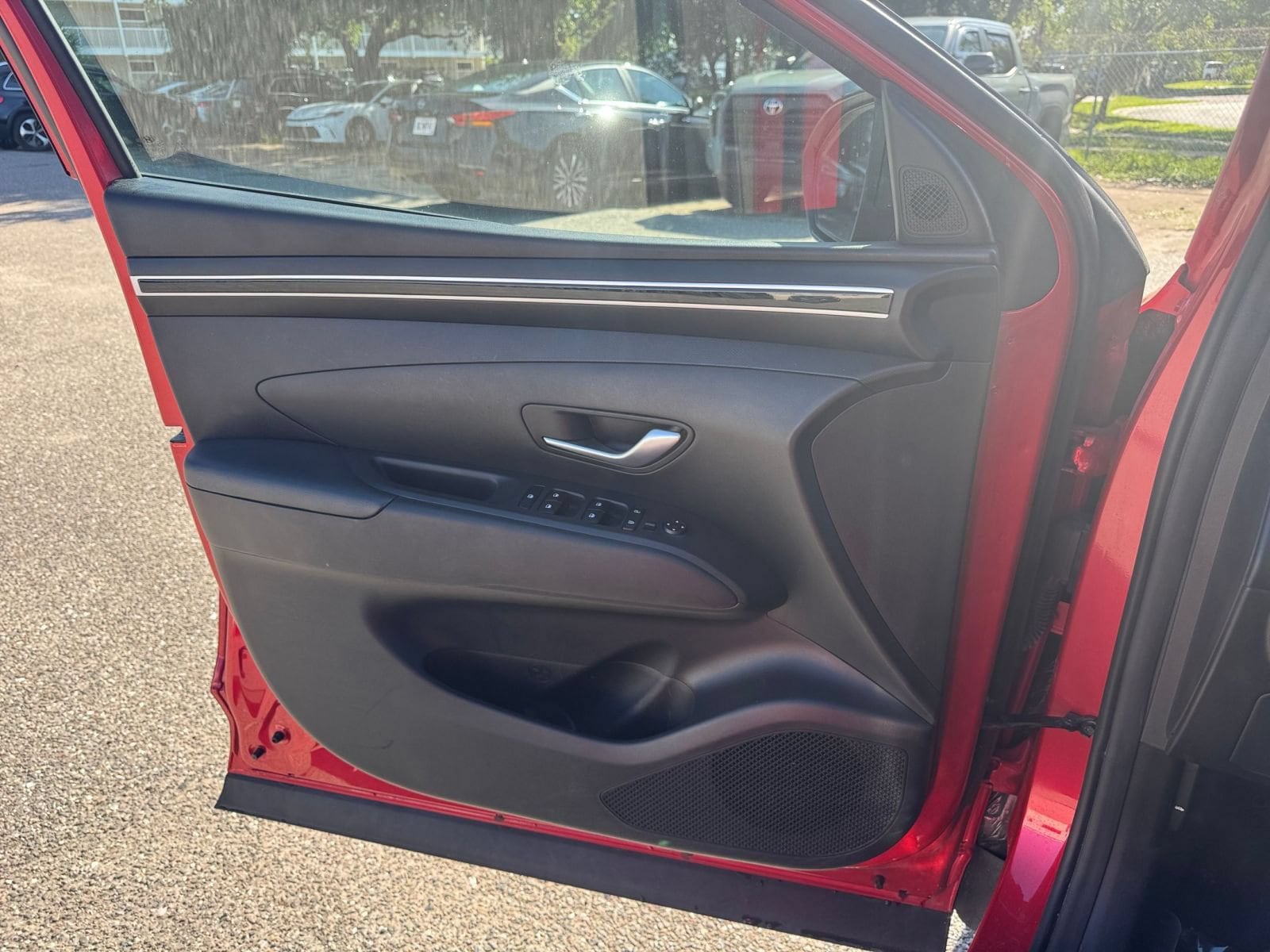 Thumbnail: 2023 Hyundai Tucson - 18
