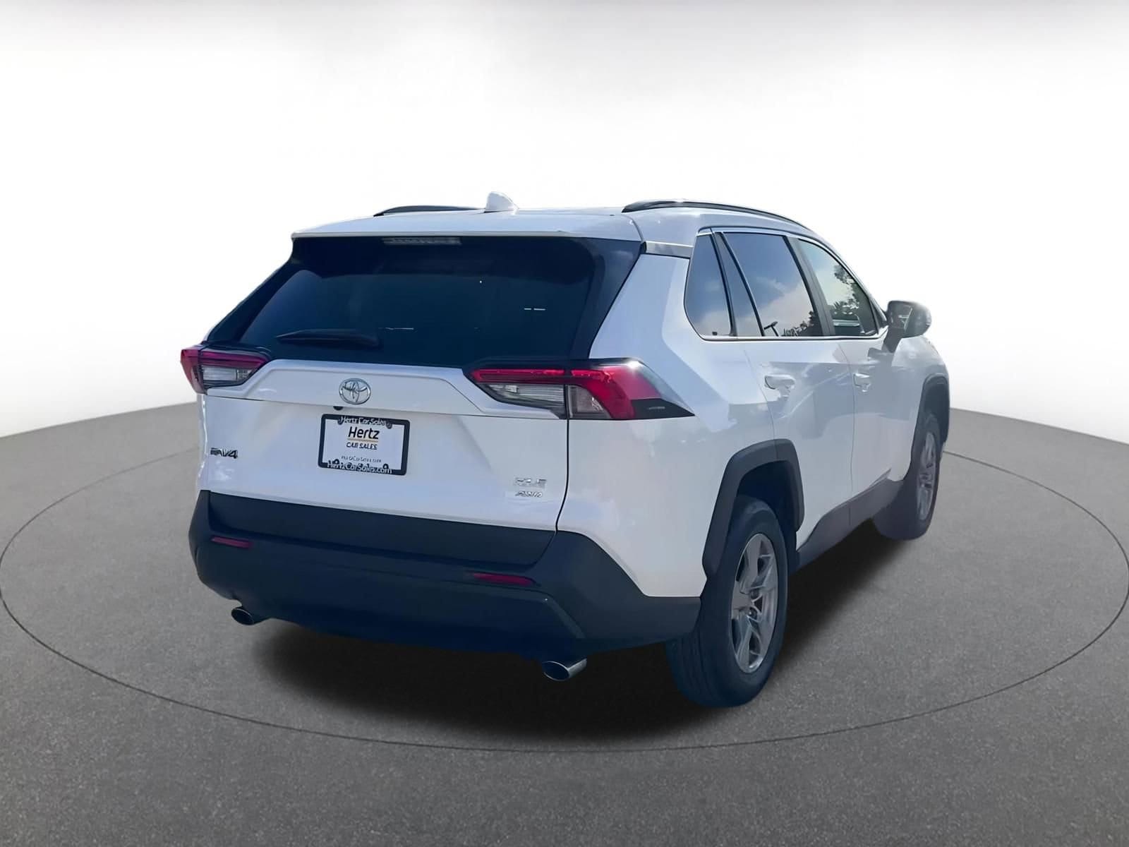 Thumbnail: 2025 Toyota RAV4 - 12