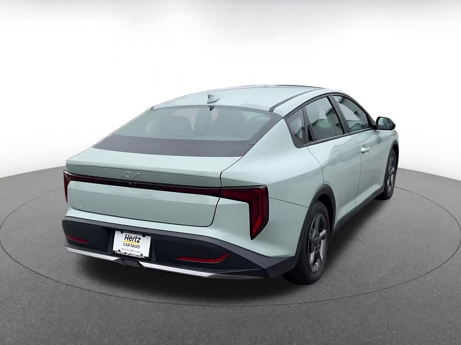 Thumbnail: 2025 Kia K4 - 10