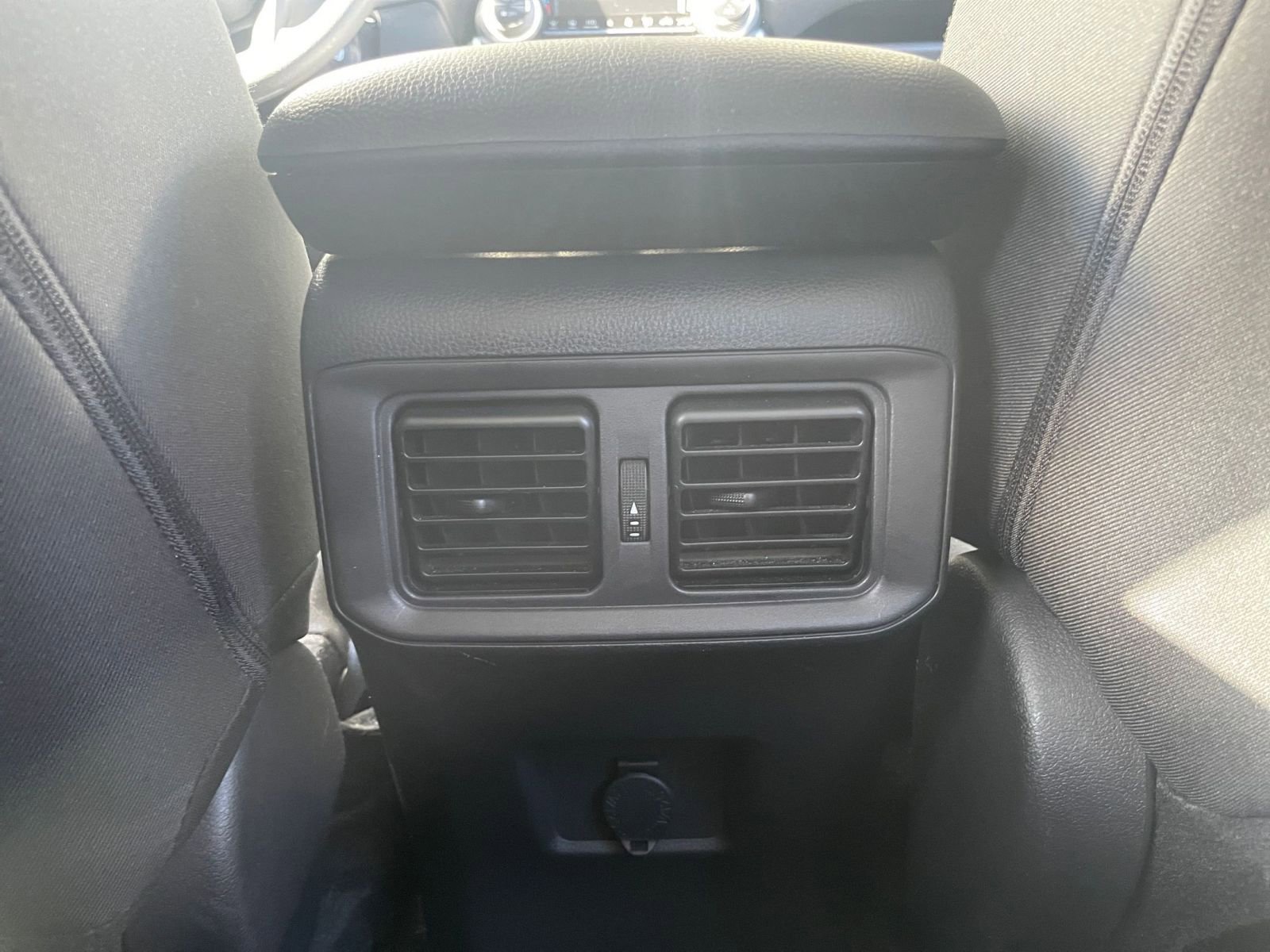 Thumbnail: 2025 Toyota RAV4 - 23