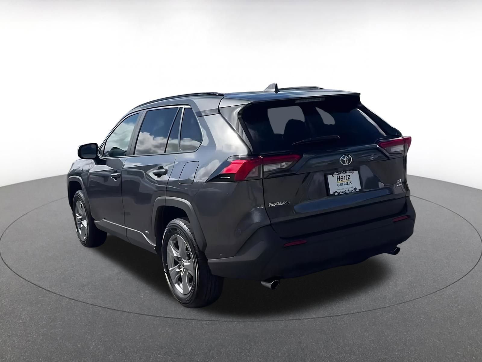 Thumbnail: 2025 Toyota RAV4 - 10