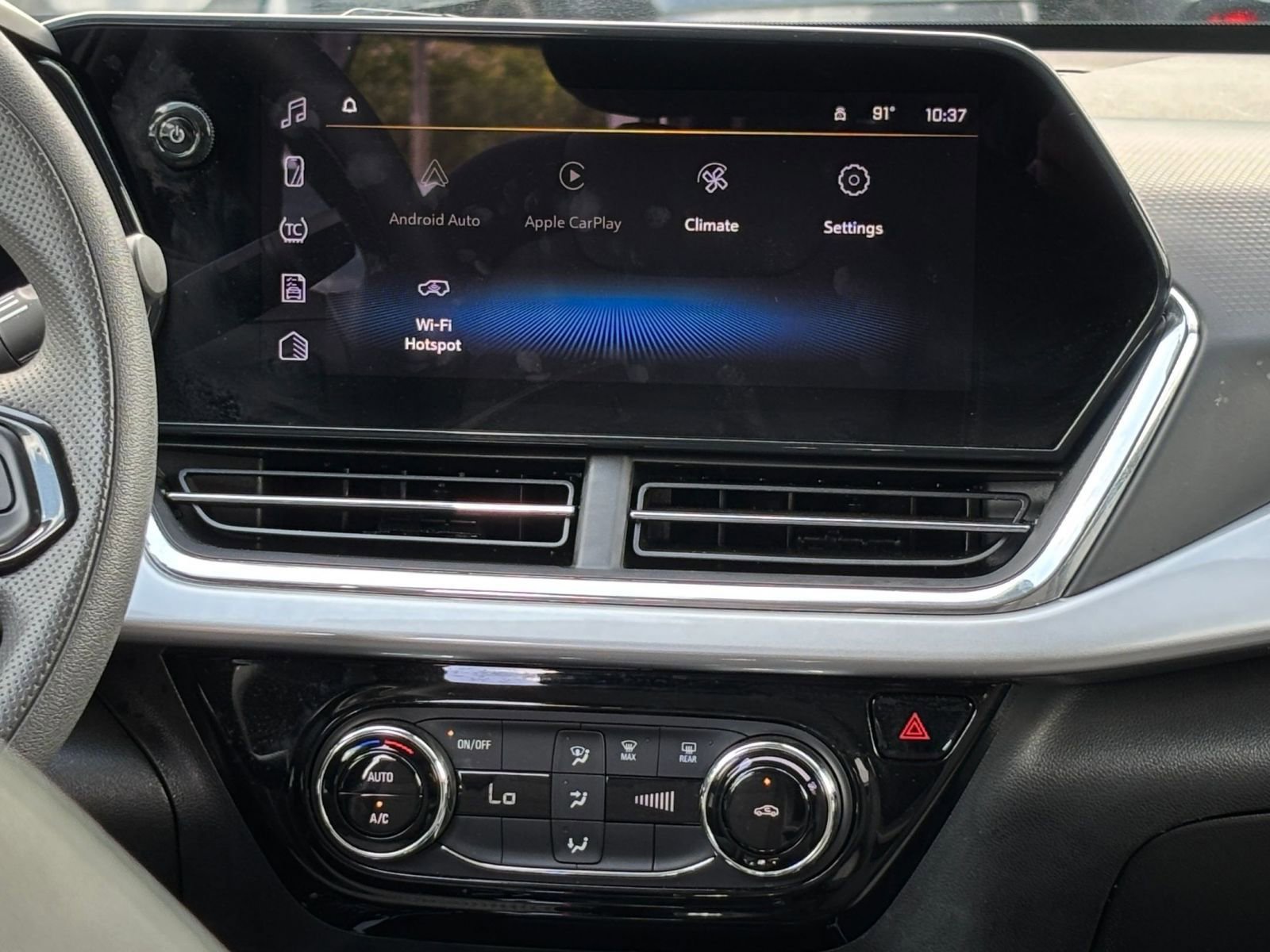 Thumbnail: 2025 Chevrolet Trax - 18