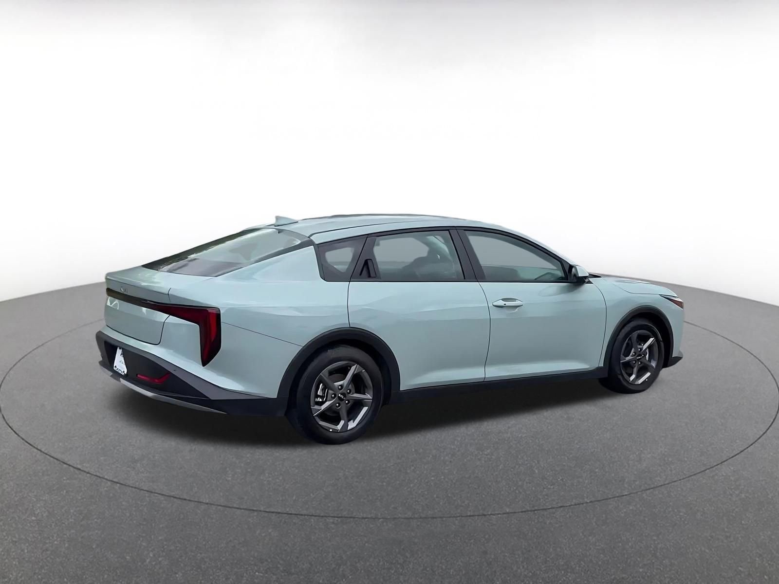 Thumbnail: 2025 Kia K4 - 14