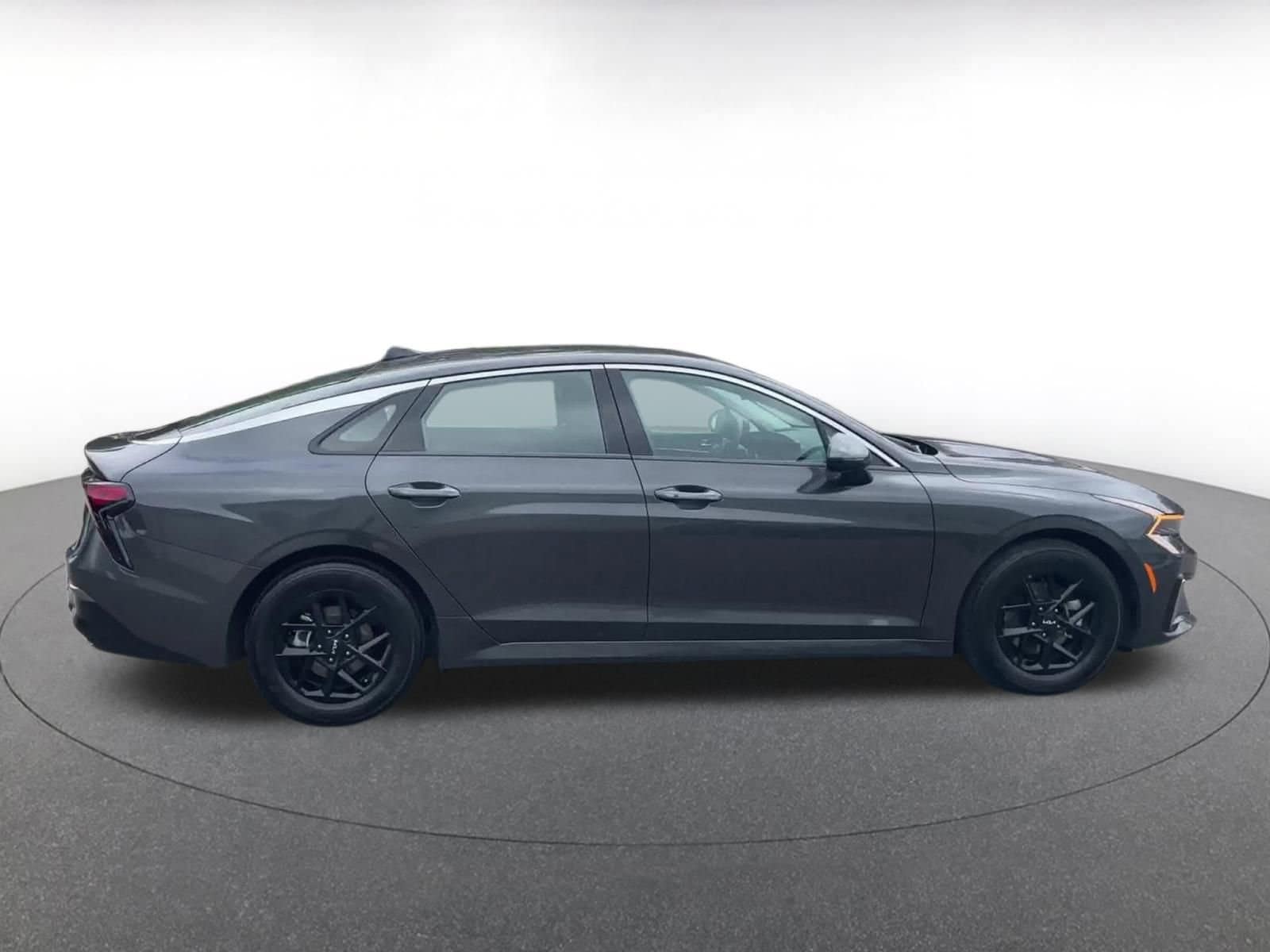 Thumbnail: 2025 Kia K5 - 16