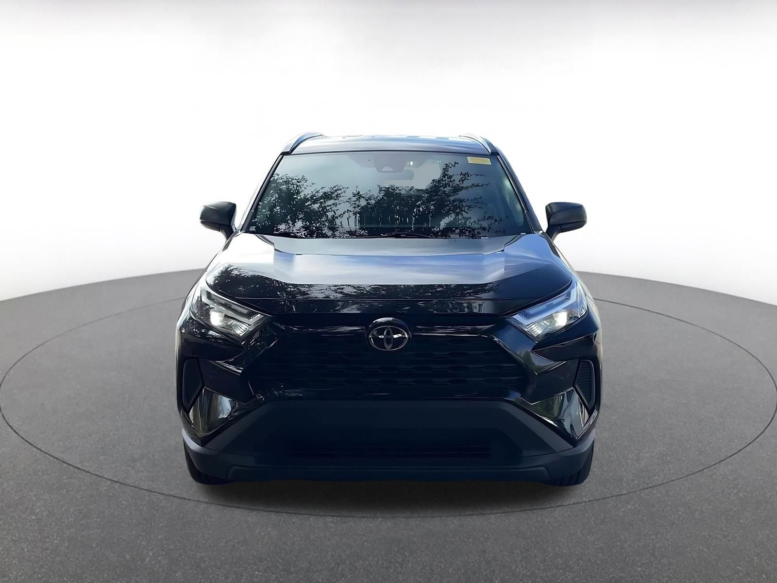 Thumbnail: 2025 Toyota RAV4 - 3