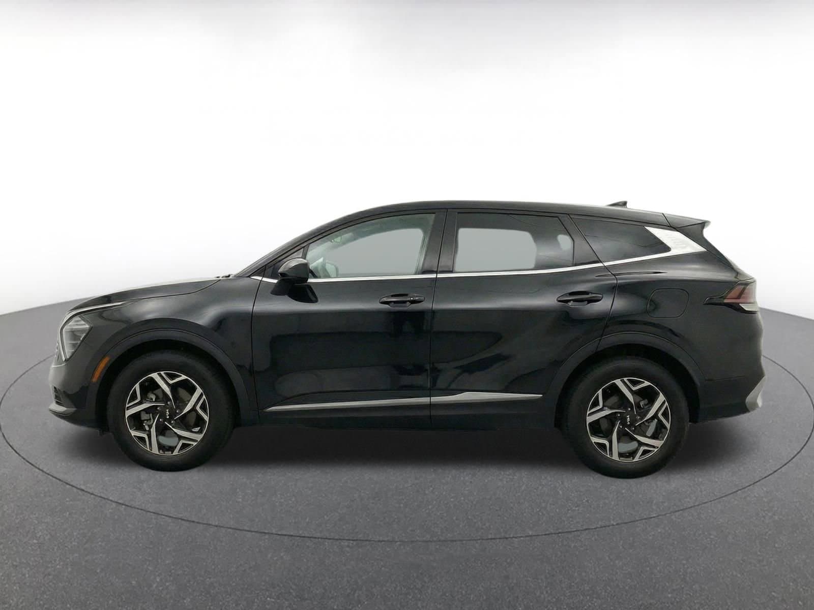 Thumbnail: 2025 Kia Sportage - 4