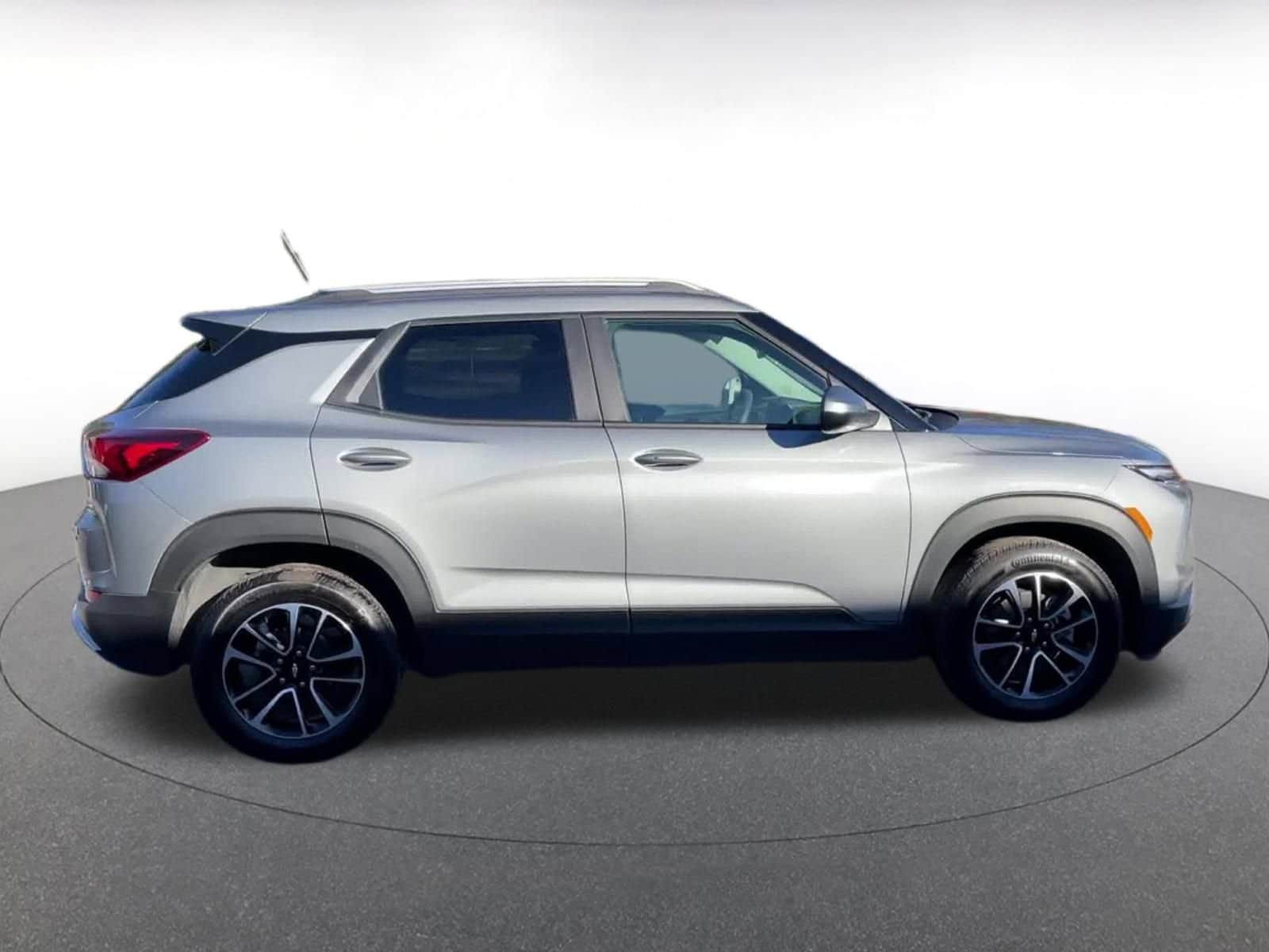 Thumbnail: 2025 Chevrolet TrailBlazer - 16