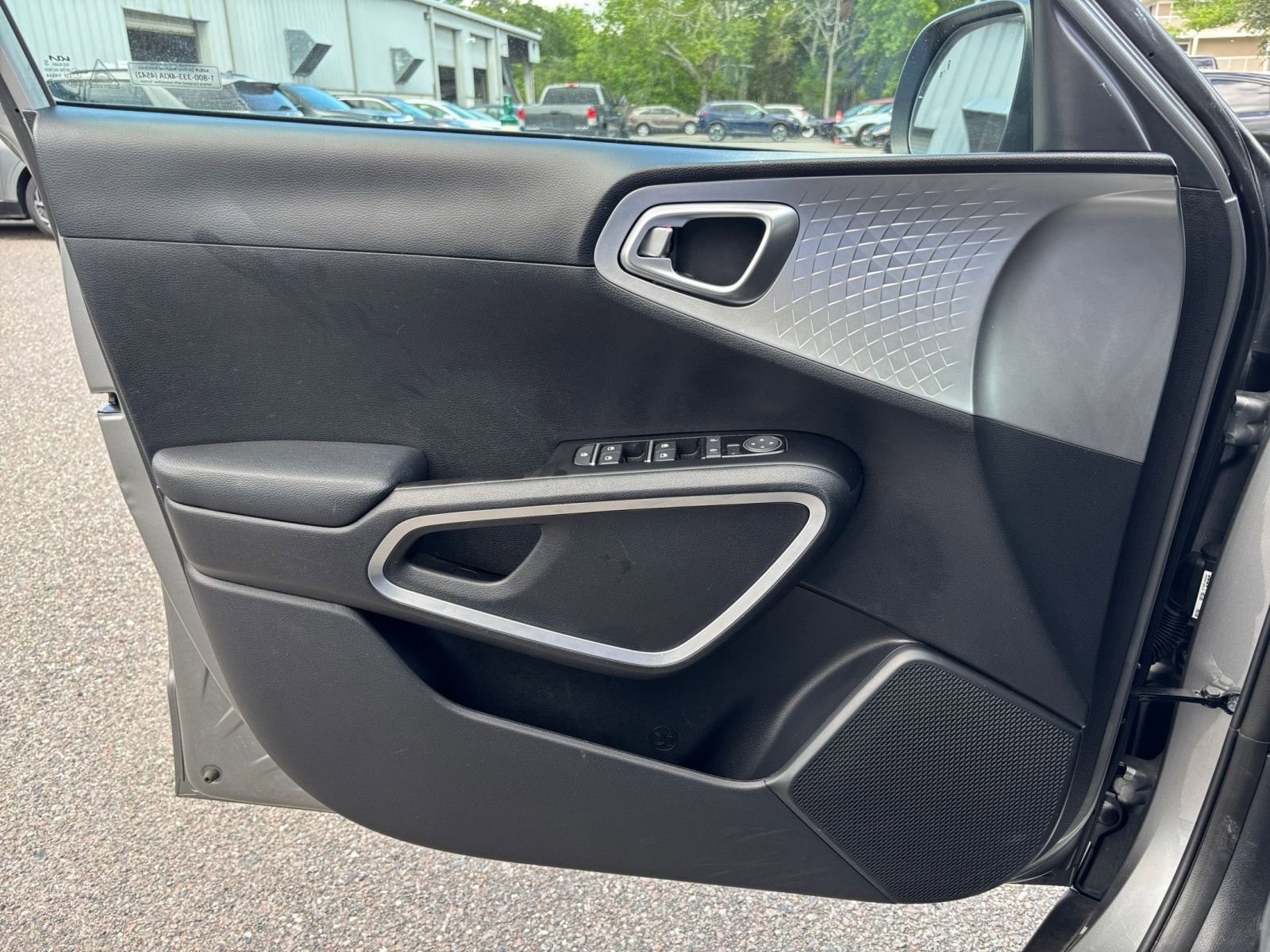 Thumbnail: 2025 Kia Soul - 18