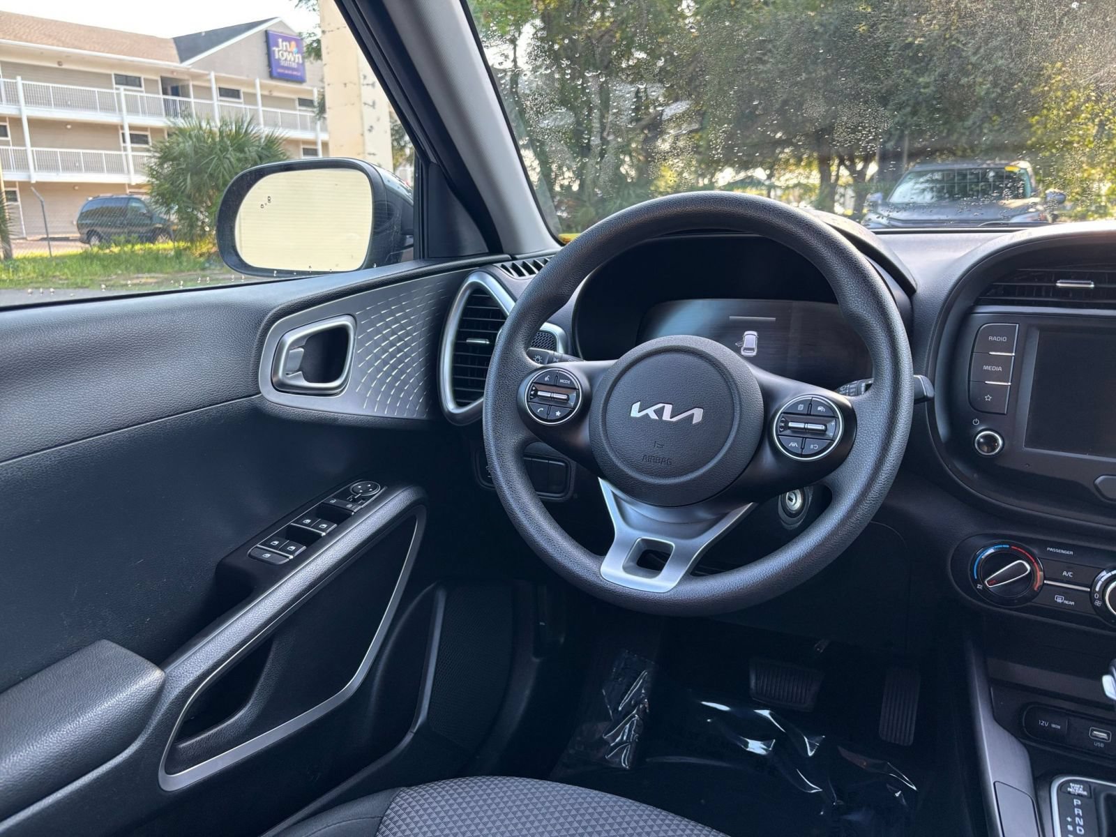 Thumbnail: 2025 Kia Soul - 31