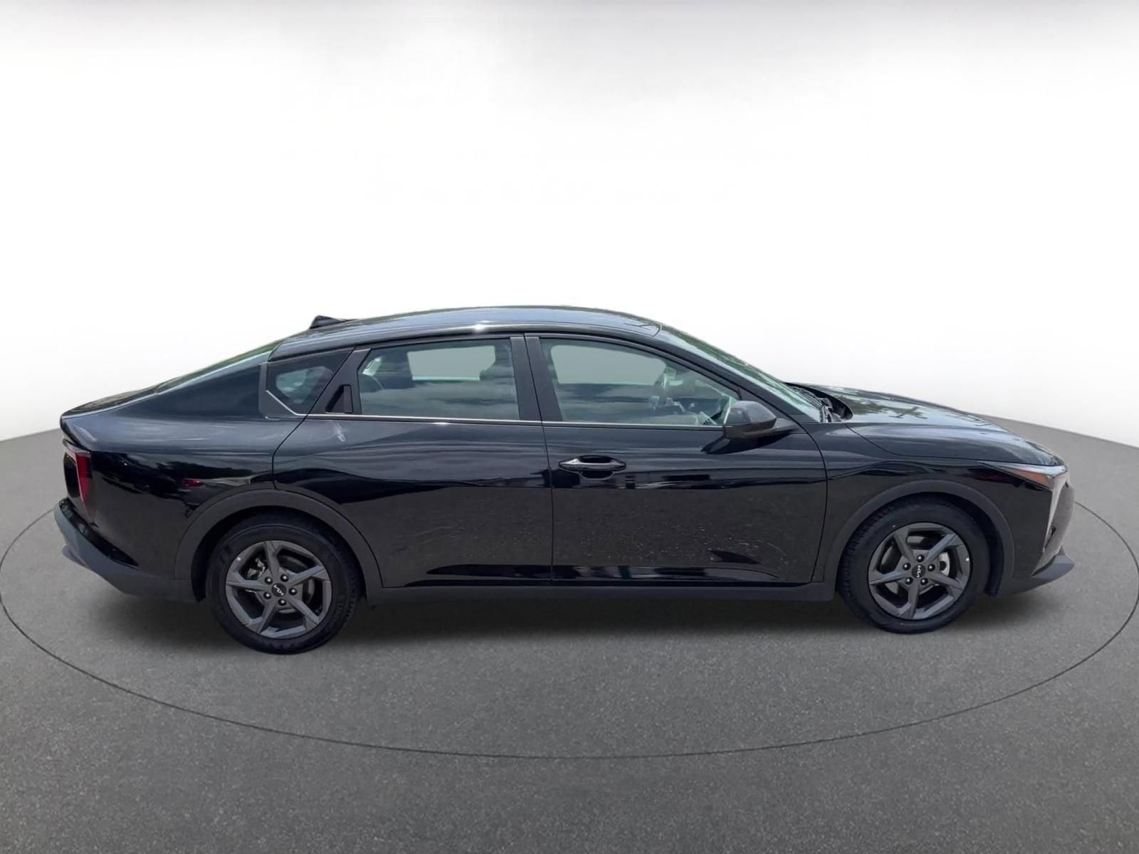 Thumbnail: 2025 Kia K4 - 16