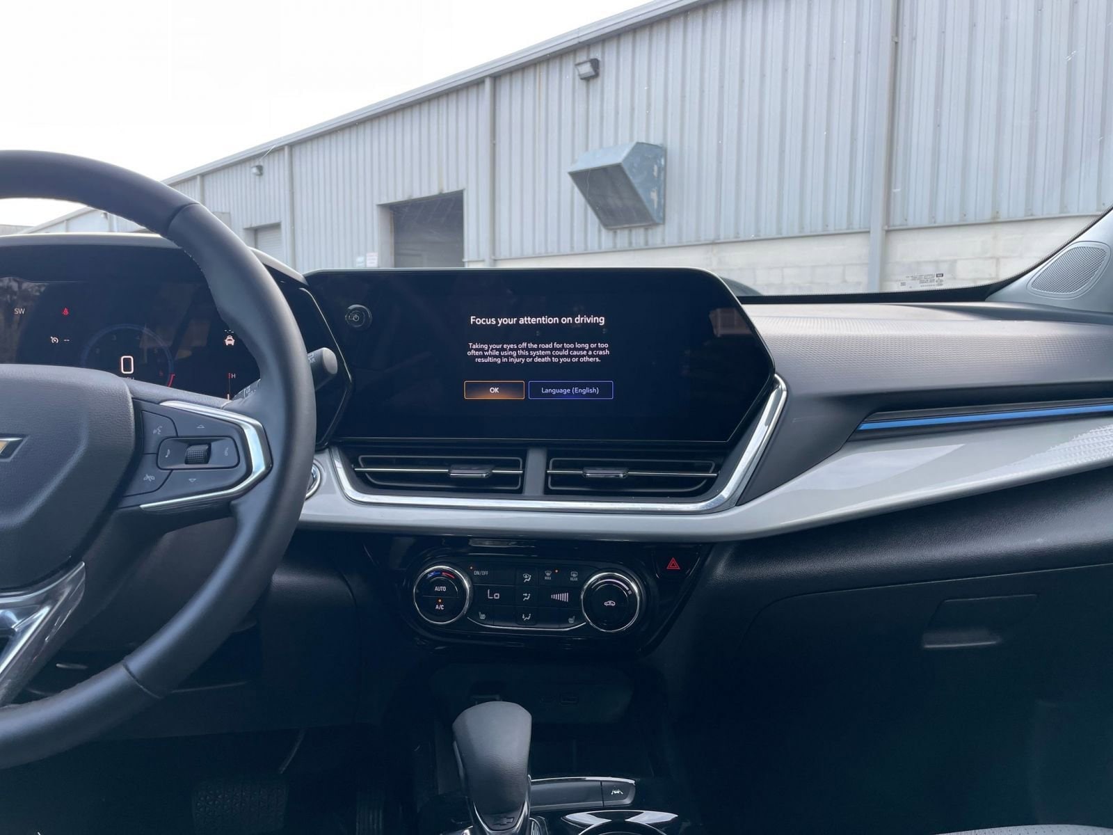 Thumbnail: 2025 Chevrolet Trax - 18