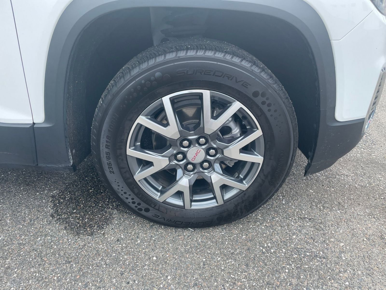 Thumbnail: 2023 GMC Acadia - 23