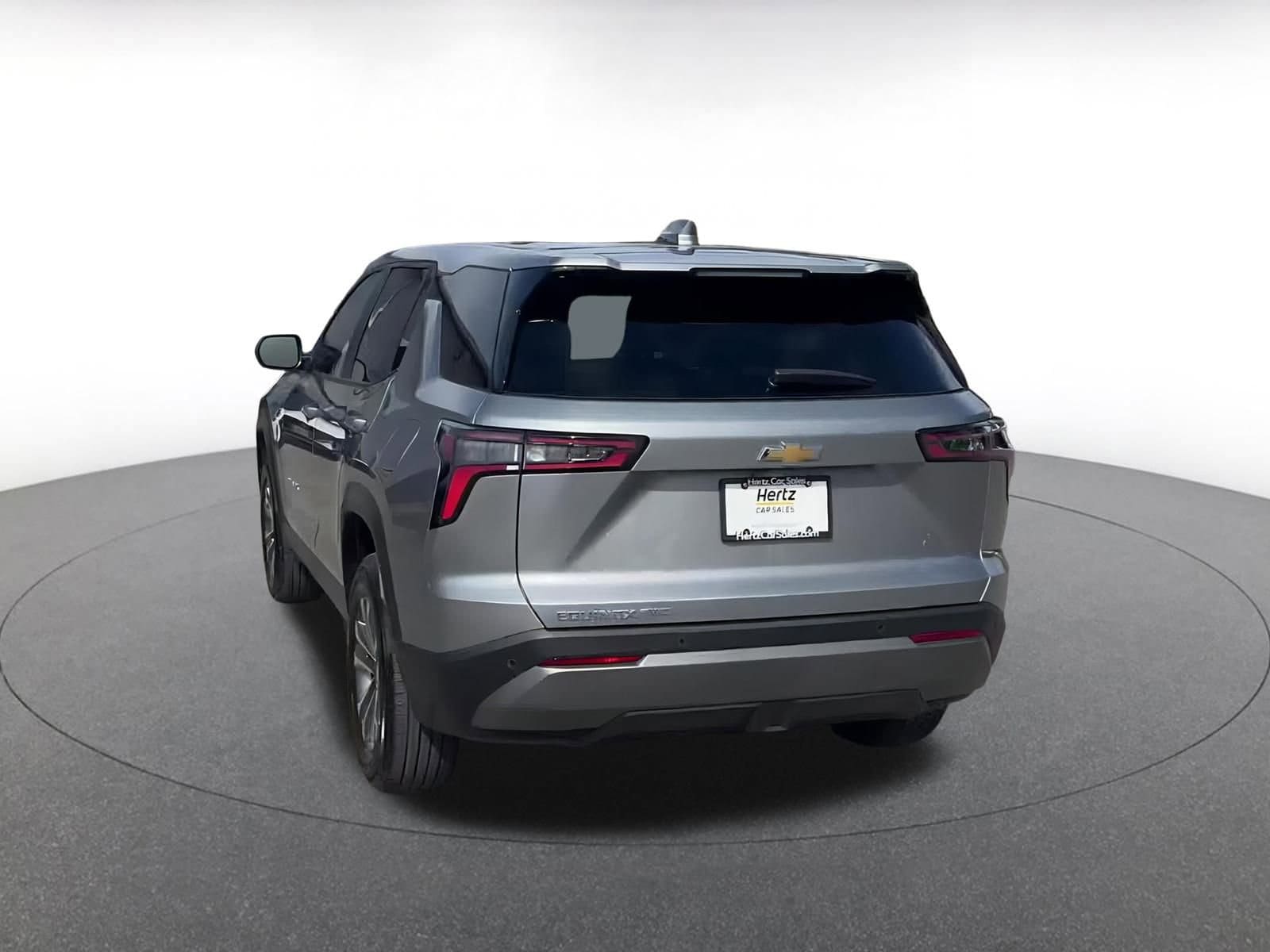 Thumbnail: 2025 Chevrolet Equinox - 10